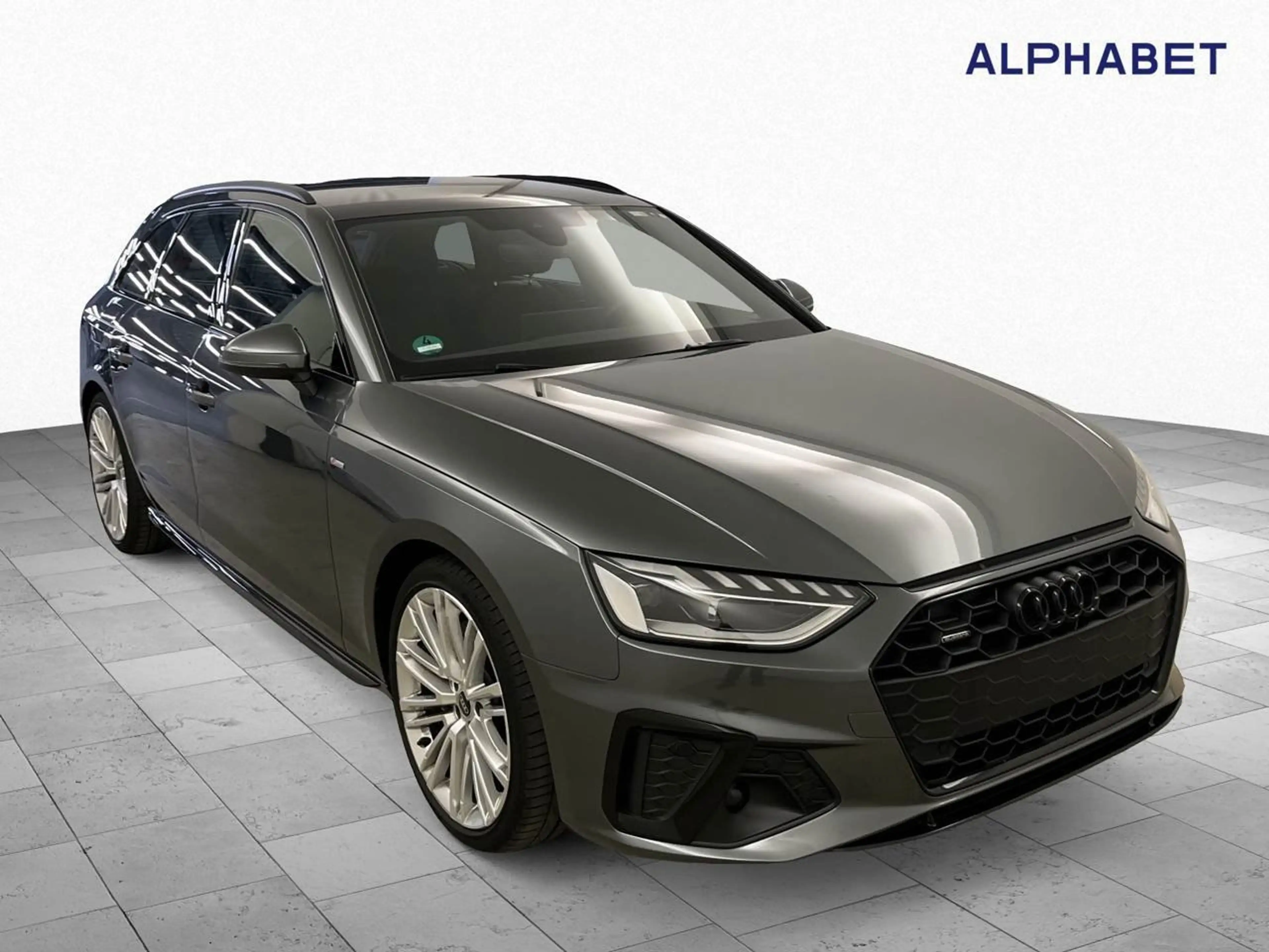 Audi A4 40 quattro 2.0 TFSI Avant S line B&O S Line — photo 7