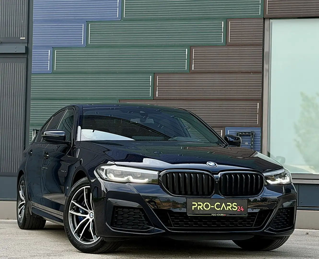 BMW 530 e PHEV // M-PAKET // Harman&Kardon // 360 Kamera Schwarz - 1