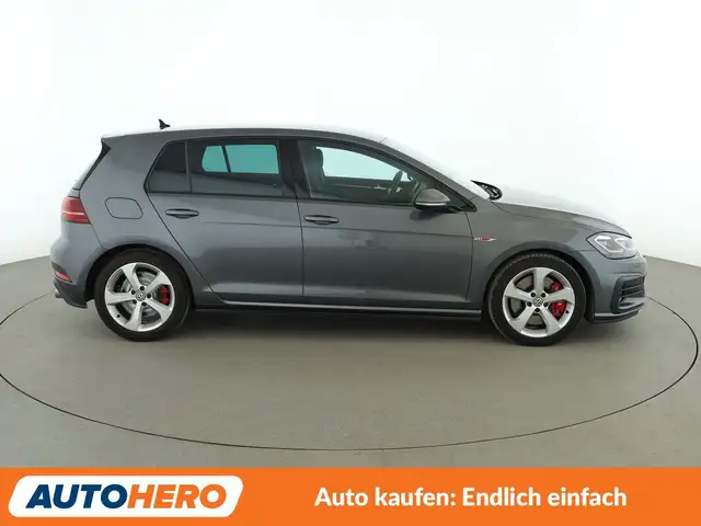 Volkswagen Golf view 7