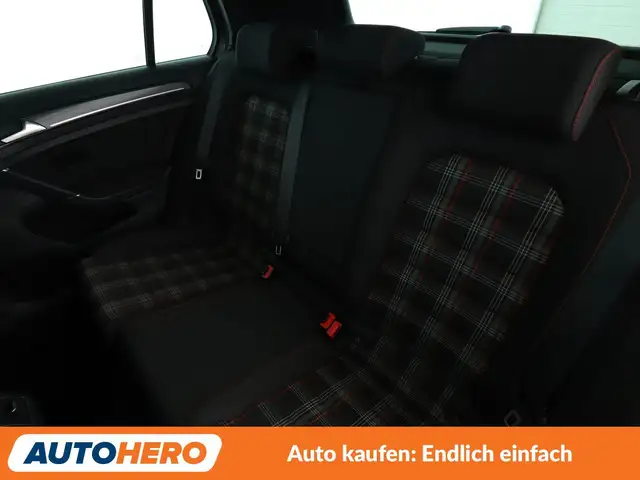Volkswagen Golf view 14