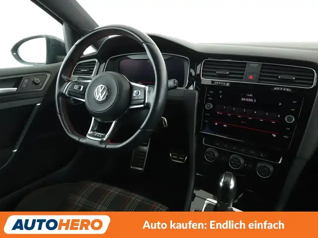 Volkswagen Golf view 13
