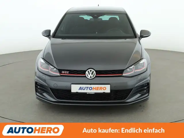 Volkswagen Golf view 9