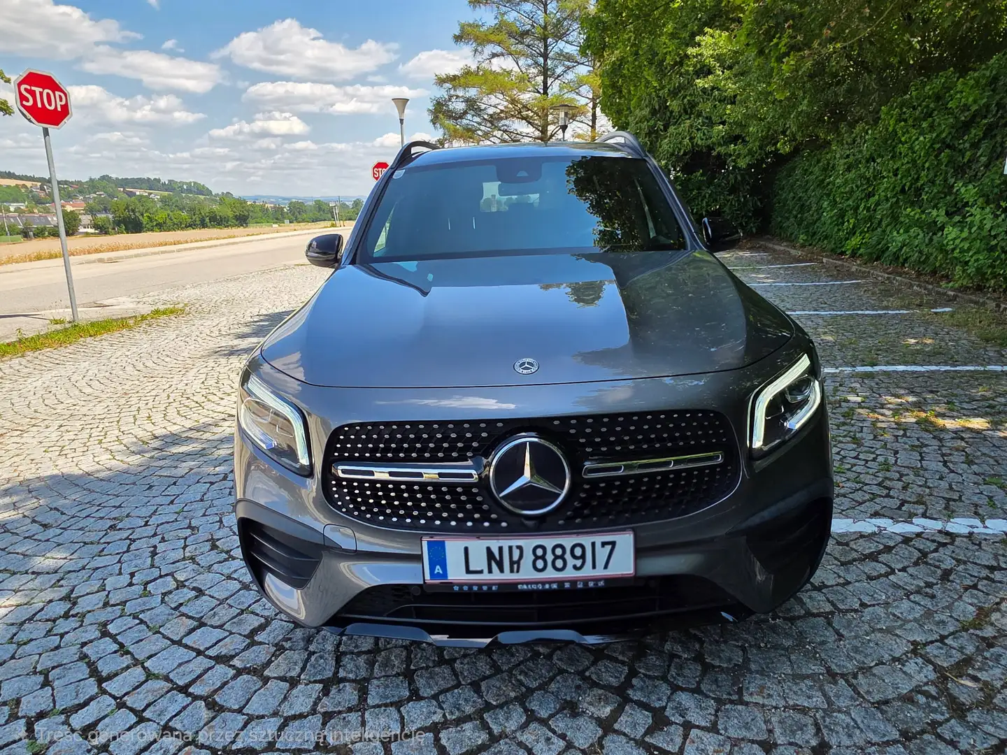 Mercedes-Benz GLB 200 GLB 200 d 4MATIC Aut. AMG line/style Grau - 1
