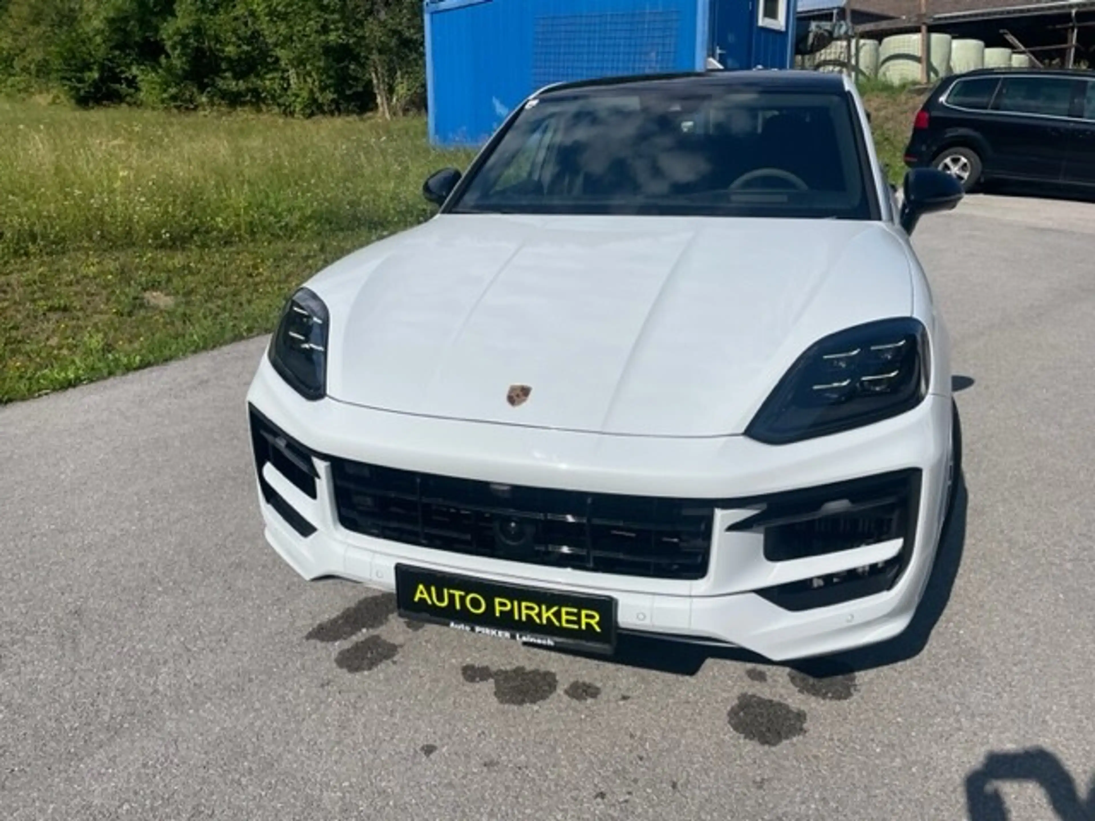Porsche Cayenne Coupe E-Hybrid E-Hybrid (EURO 6d) — photo 2