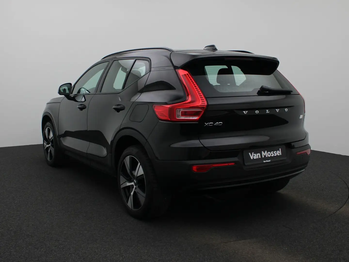 Volvo XC40 Recharge Plus | NAVIGATIE | STOELVERWARMING | CLIM Zwart - 2