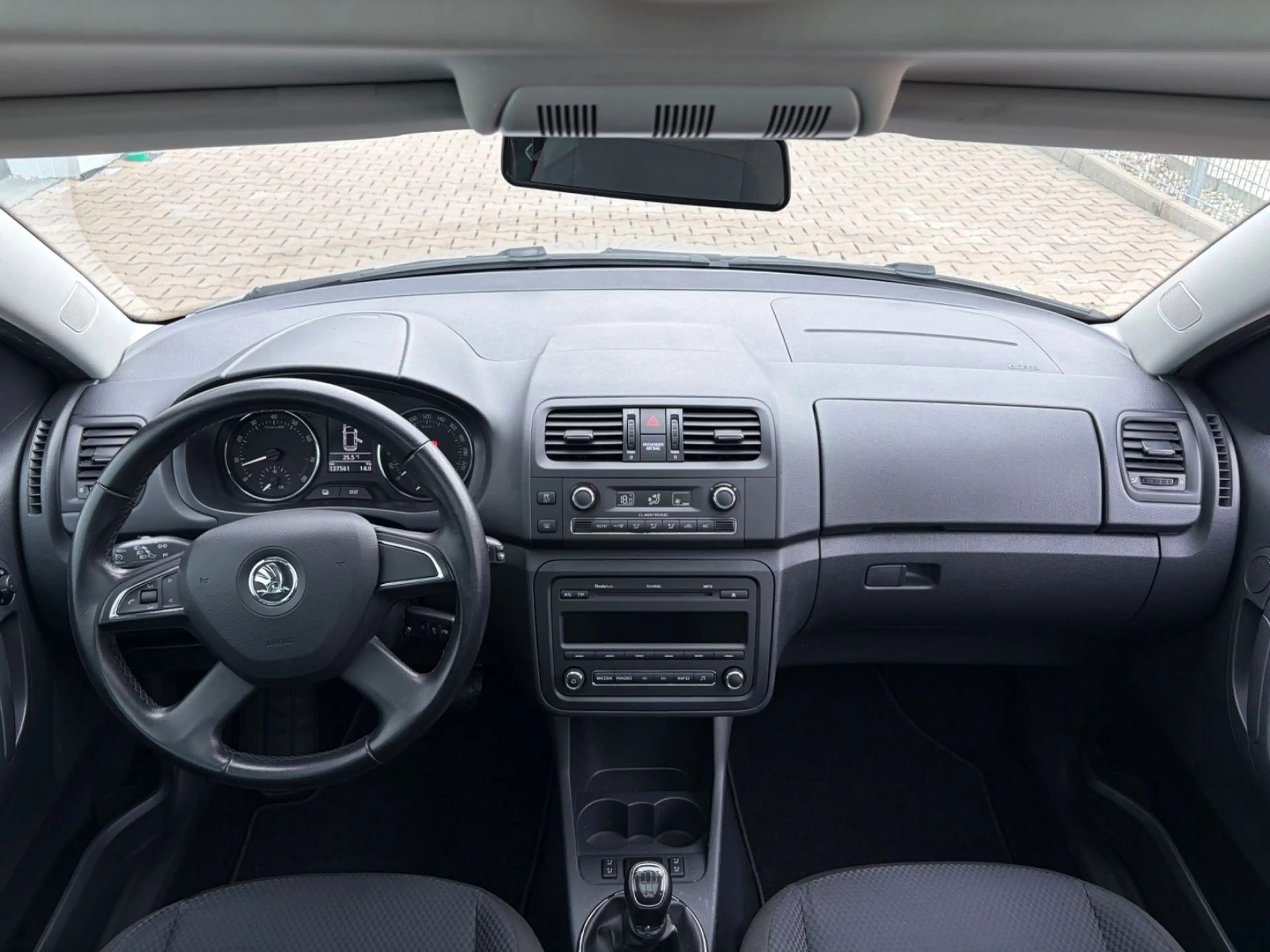 Skoda Roomster 1,2TSI°°KLIMAAUTO°°PANORAMA°°TEMPOMAT°° — photo 11