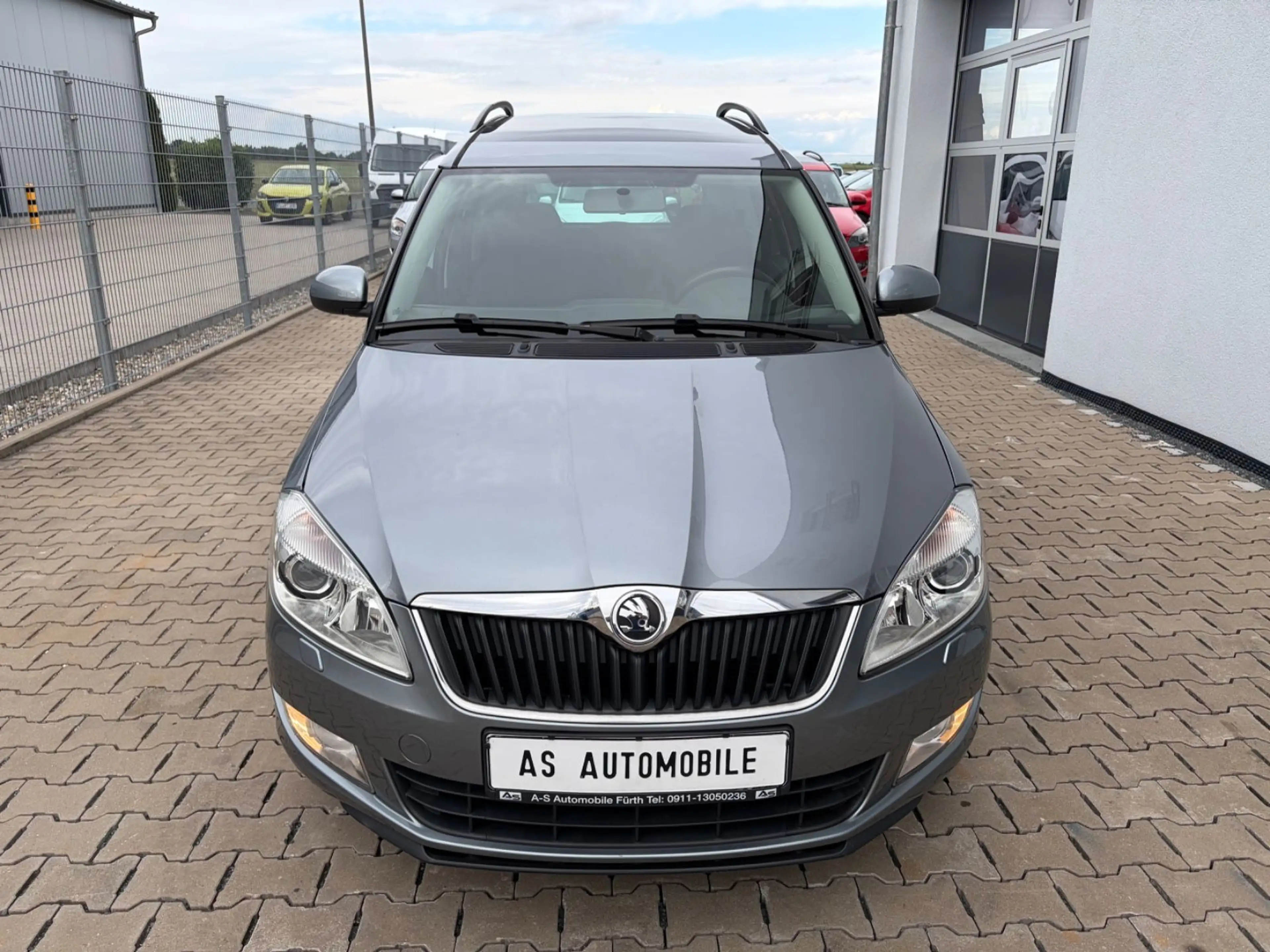 Skoda Roomster 1,2TSI°°KLIMAAUTO°°PANORAMA°°TEMPOMAT°° — photo 3