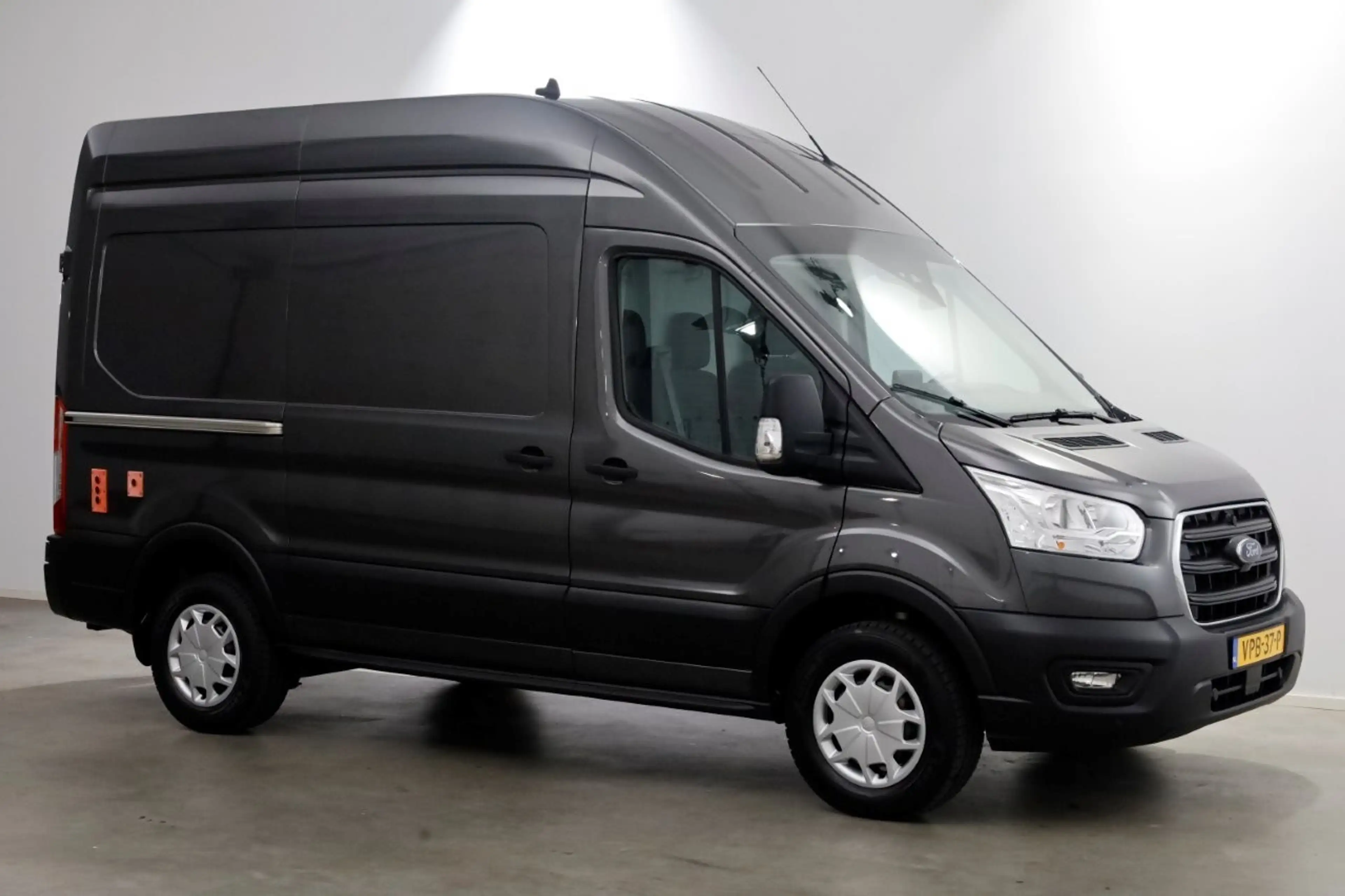 Ford Transit 330 2.0 TDCI 130pk L2H3 Trend Airco/Camera Laadkle — photo 11