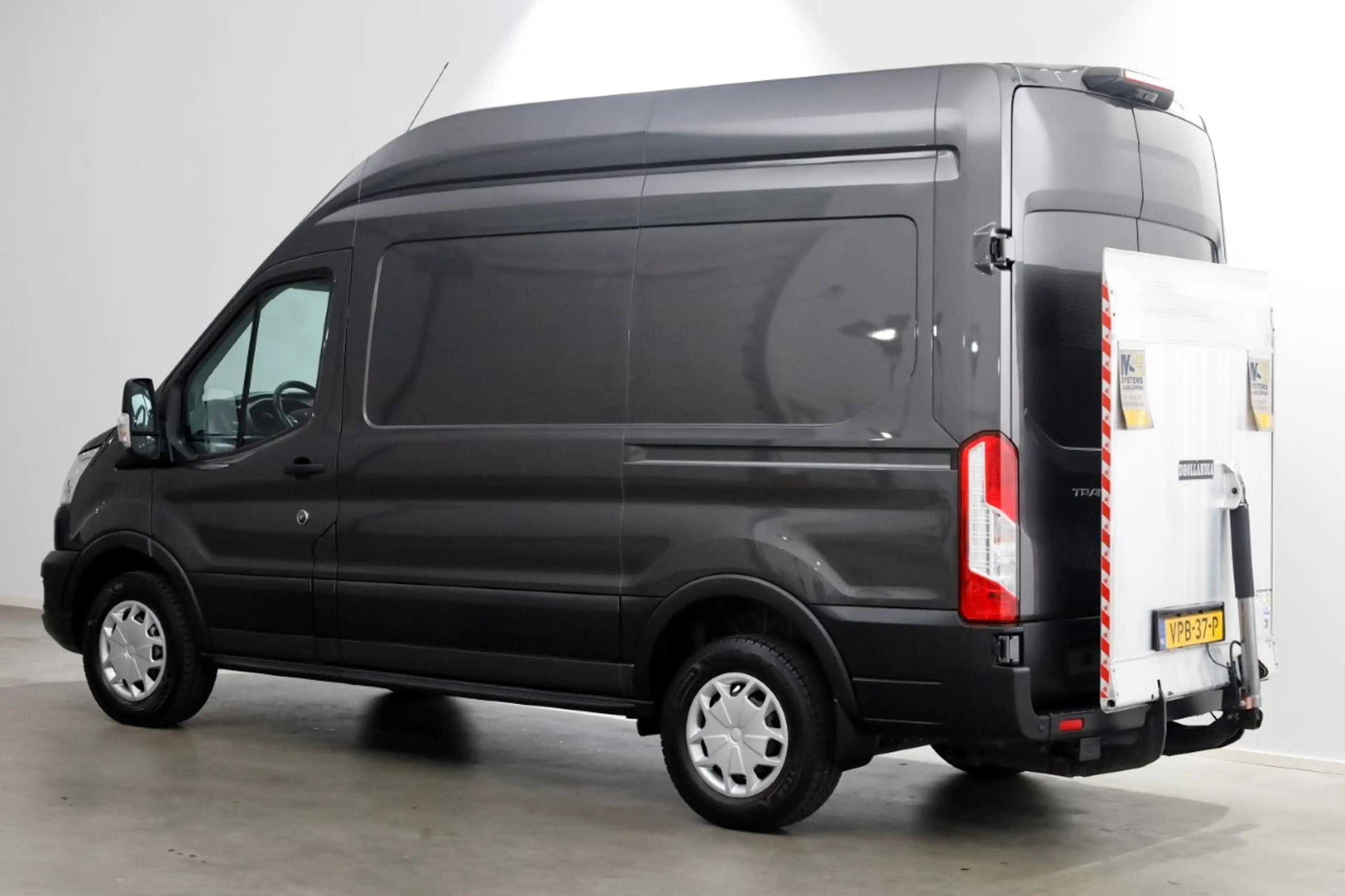 Ford Transit 330 2.0 TDCI 130pk L2H3 Trend Airco/Camera Laadkle — photo 10