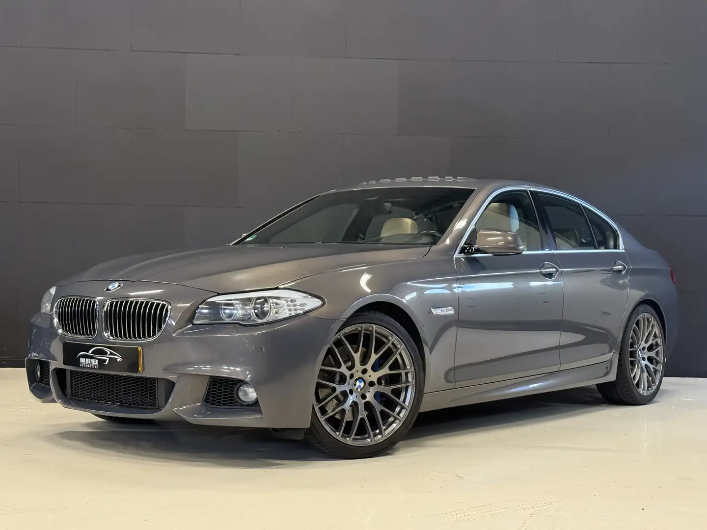 BMW 528 5-serie 528i High Executive M Sport | Panoramadak Marrone - 1