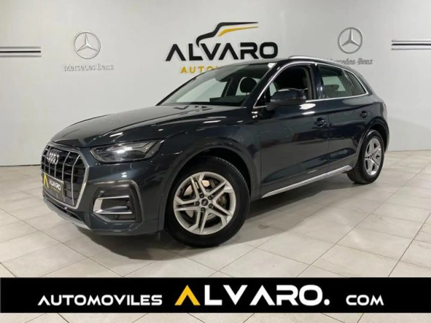 Audi Q5 ADVANCE Grau - 1