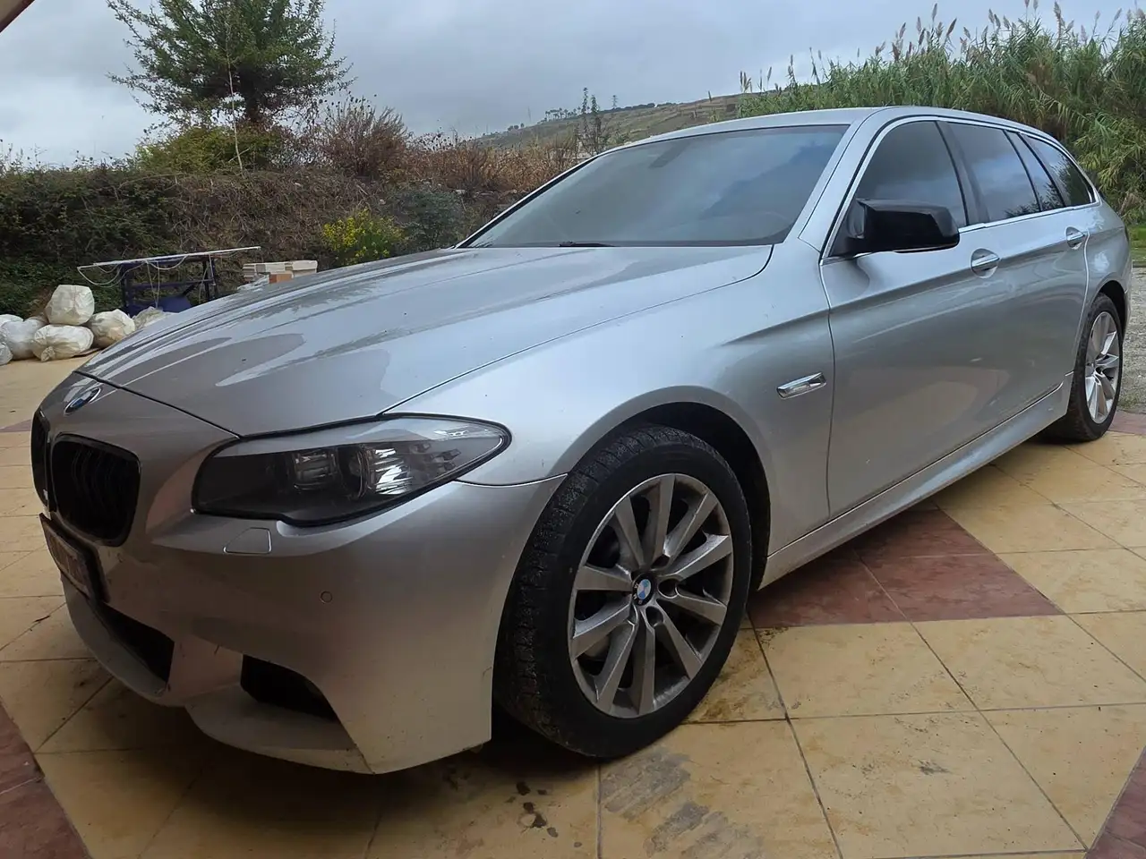 BMW 525