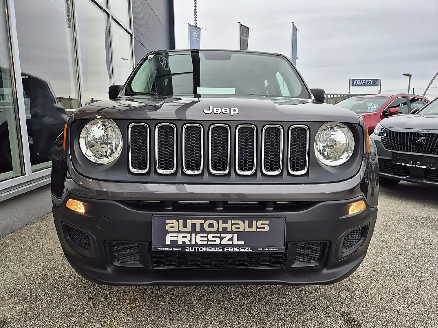 Jeep Renegade 2,0 MultiJet Sport AWD Silber - 2