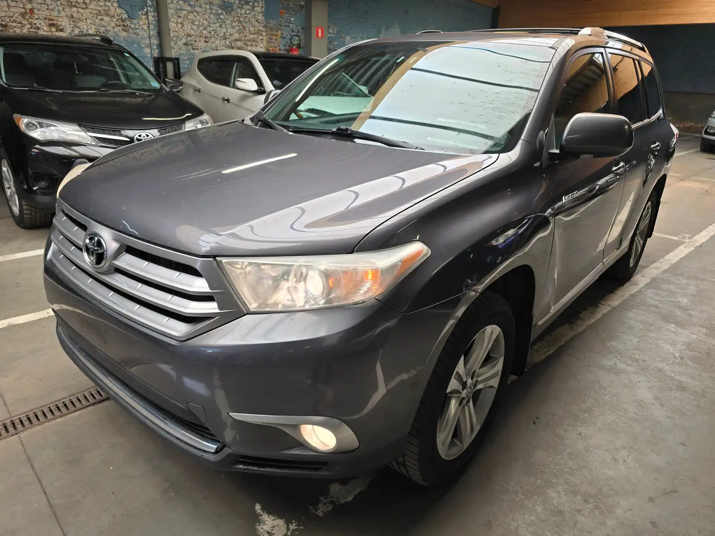 Toyota Highlander 3.500 4WD . EXPORT OUT OF EUROPE Gris - 2