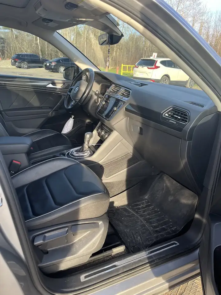 Volkswagen Tiguan снимка Volkswagen Tiguan