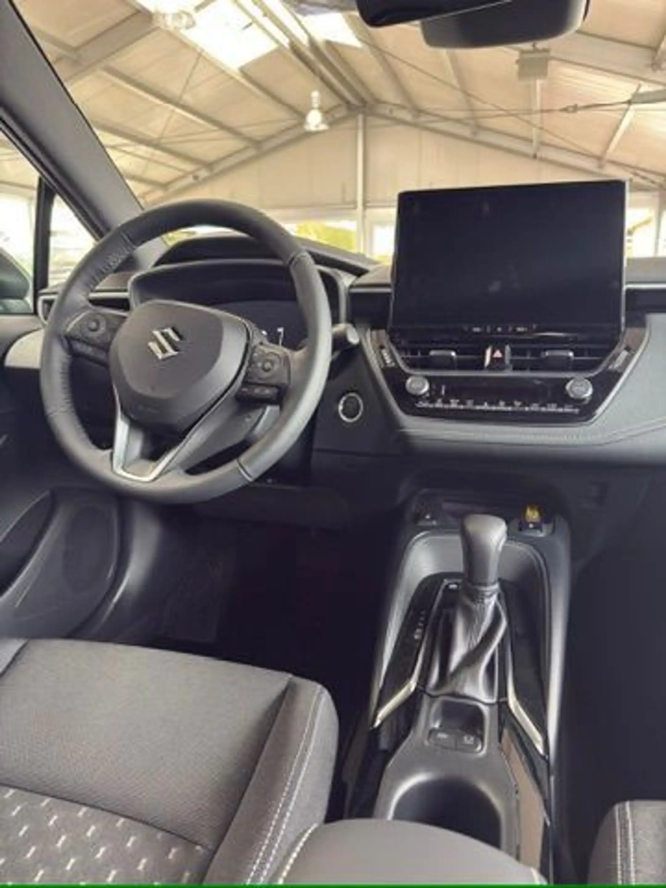 Suzuki Swace 1.8 Hybrid Comfort+ — photo 7