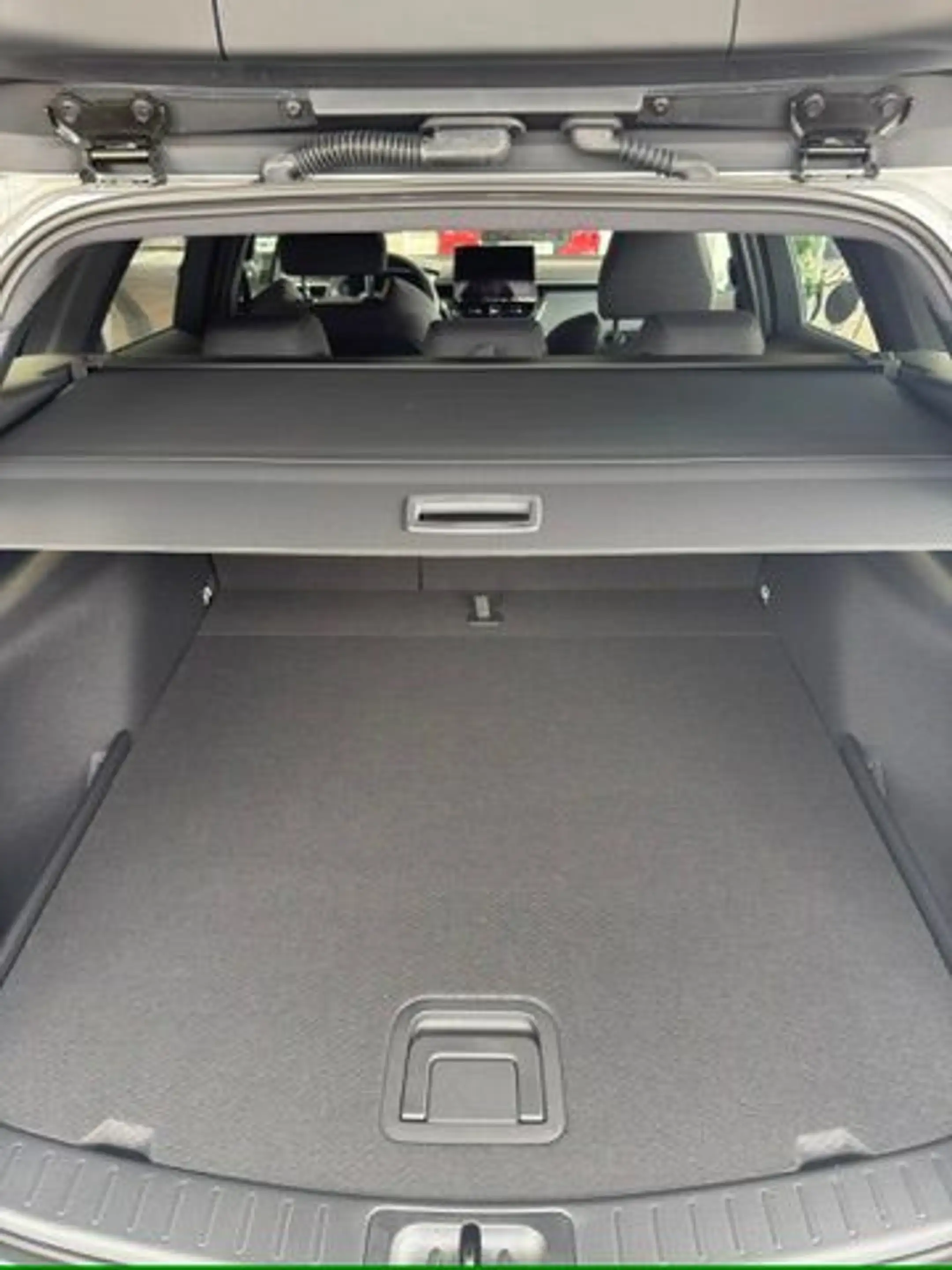 Suzuki Swace 1.8 Hybrid Comfort+ — photo 10