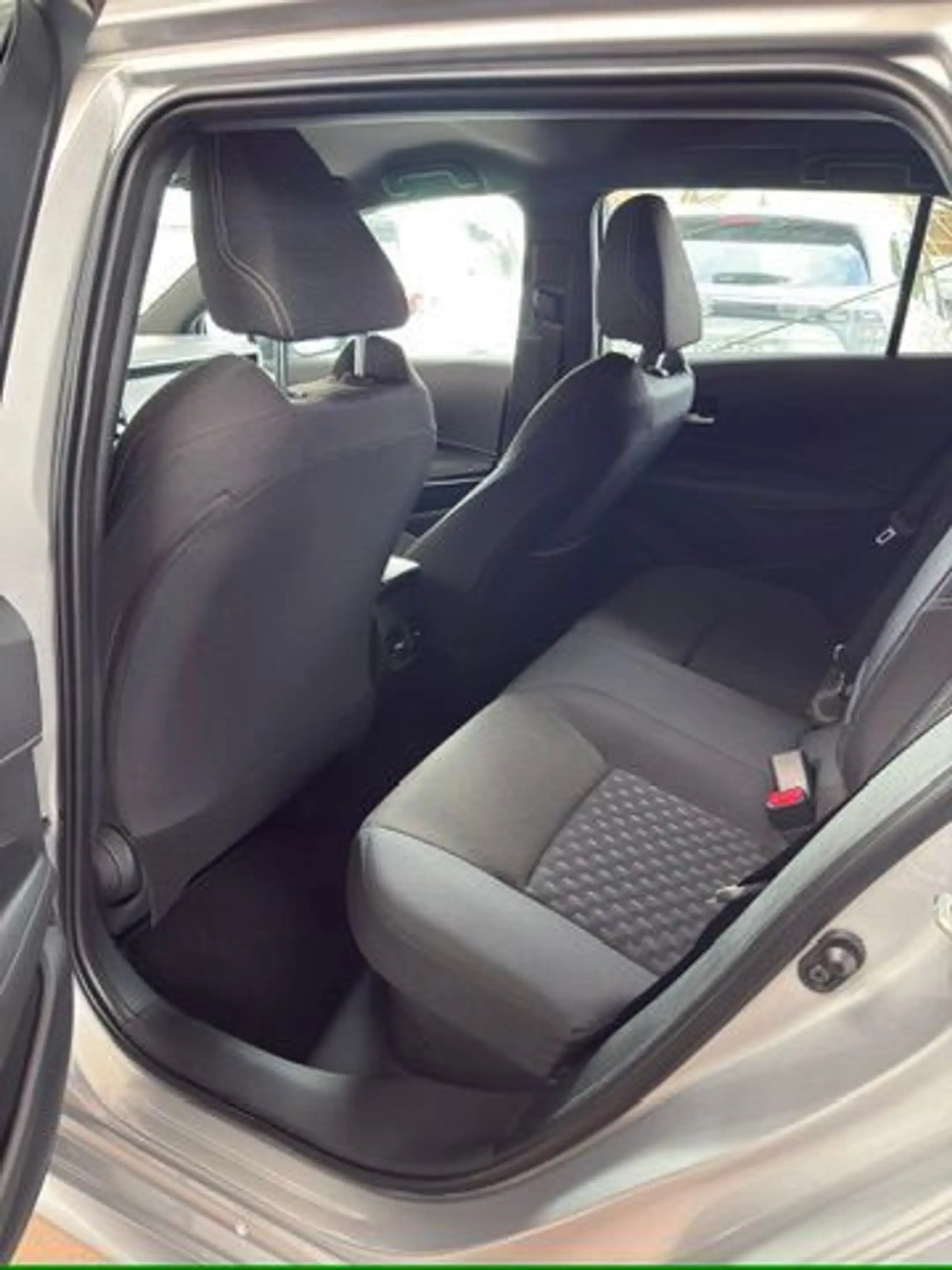 Suzuki Swace 1.8 Hybrid Comfort+ — photo 9