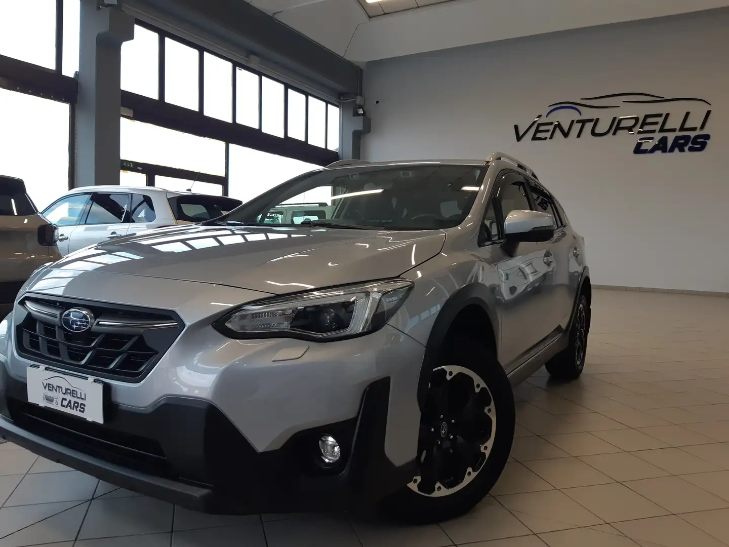 Subaru XV XV II 2021 1.6i 4dventure lineartronic CON IMP GPL Argento - 1