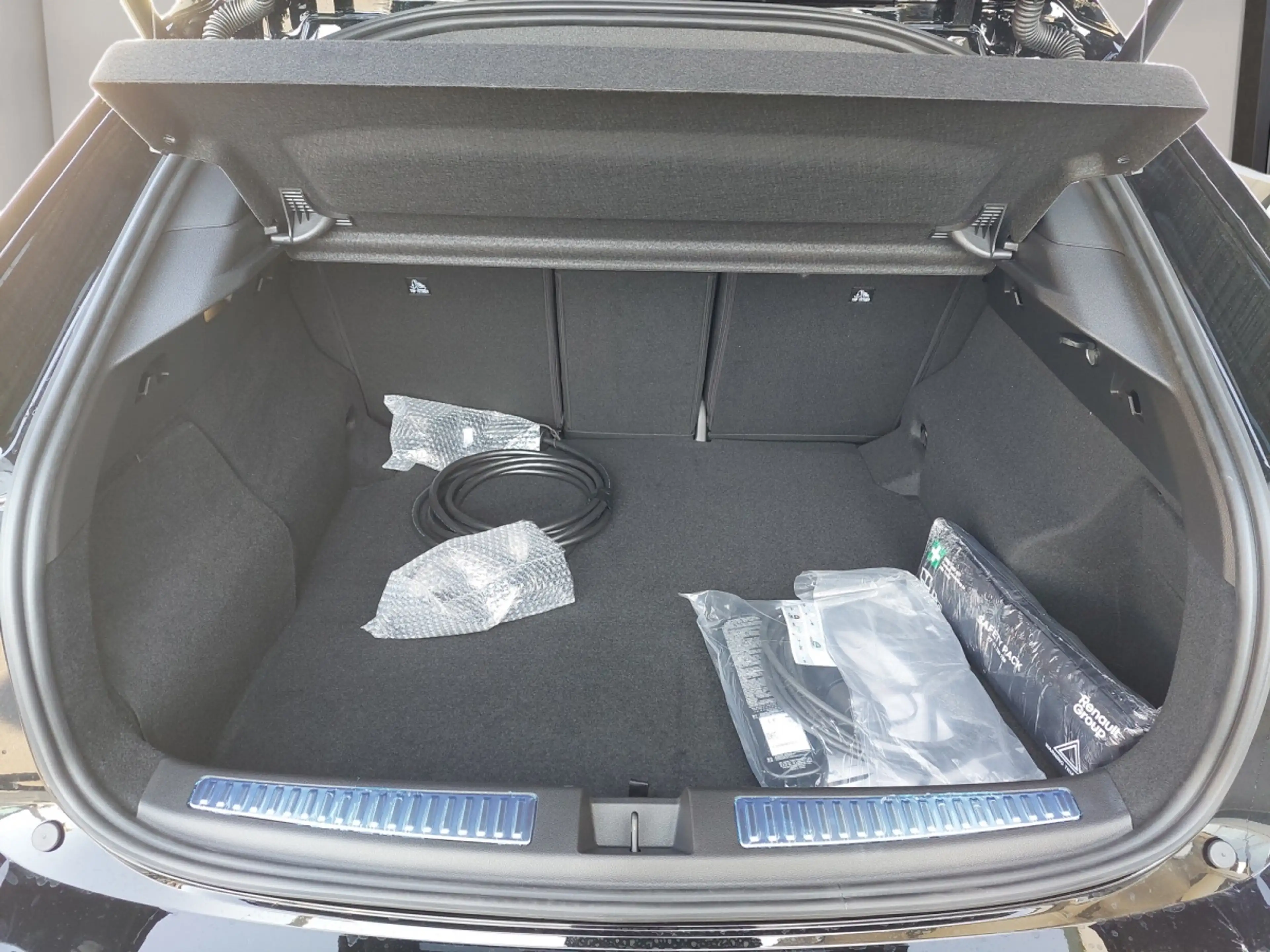 Renault Rafale RAFALE Atelier Alpine Hyper Hybrid E-Tech 4x4 300 — photo 12