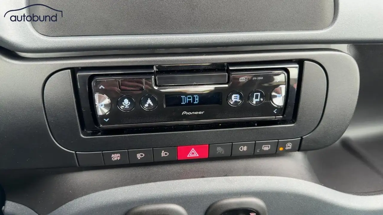 Fiat Panda 1,0 Hybrid (MHEV) Pandina Base NBA PDC SHA MFL Ra 20