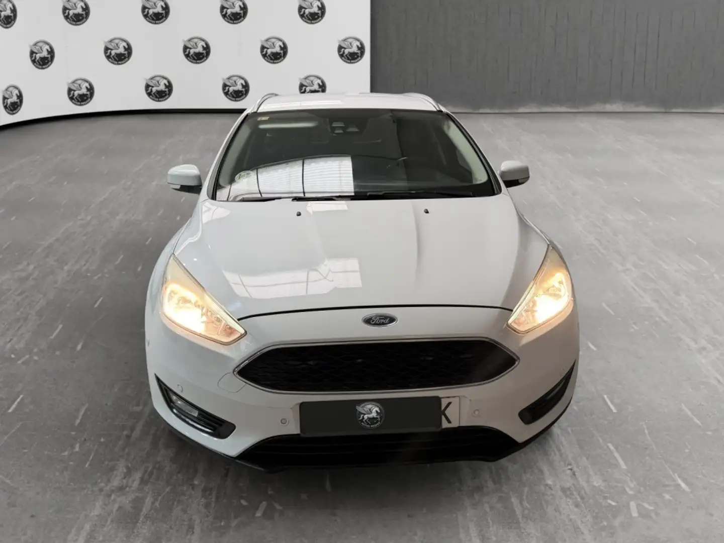 Ford Focus Sb. 1.6TDCi Titanium 115 Blanco - 2