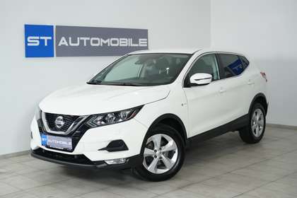 Nissan Qashqai Acenta 4x4 // 1.BESITZ // AHK // NAVI // SHZ //