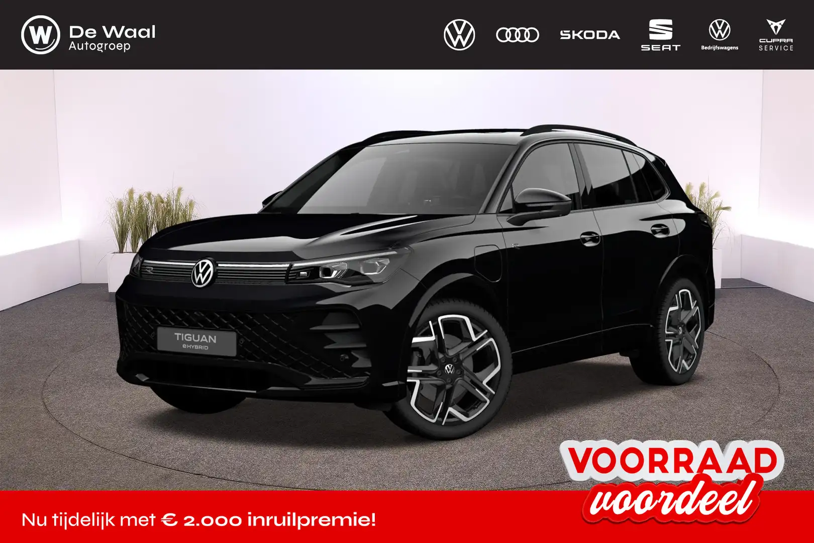 Volkswagen Tiguan R-Line-Edition 1.5 204pk DSG eHybrid Černá - 1