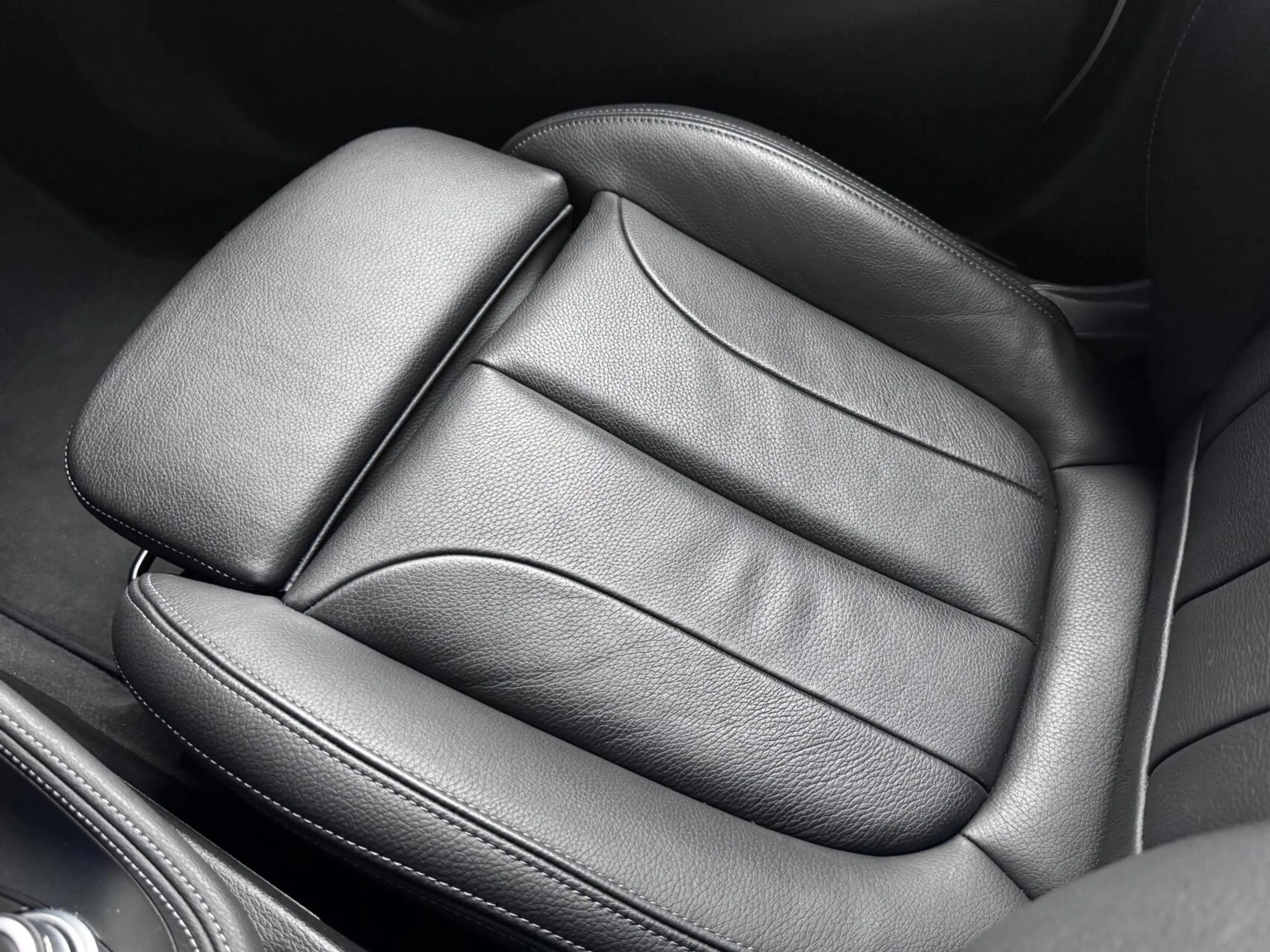 BMW X2 sDrive20i High Executive M Sport NL AUTO|AFN. HAAK — photo 7