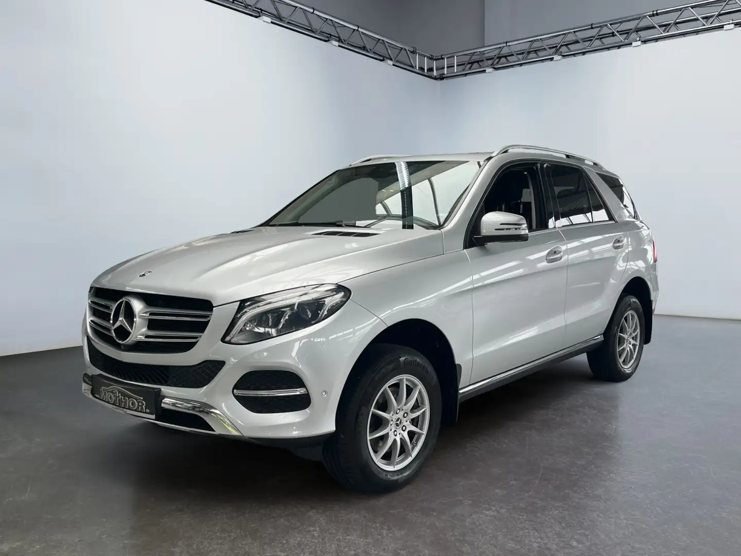 Mercedes-Benz 350 GLE AMG-Line  d 4Matic Leder STH 360 4xSHZ Argintiu - 2