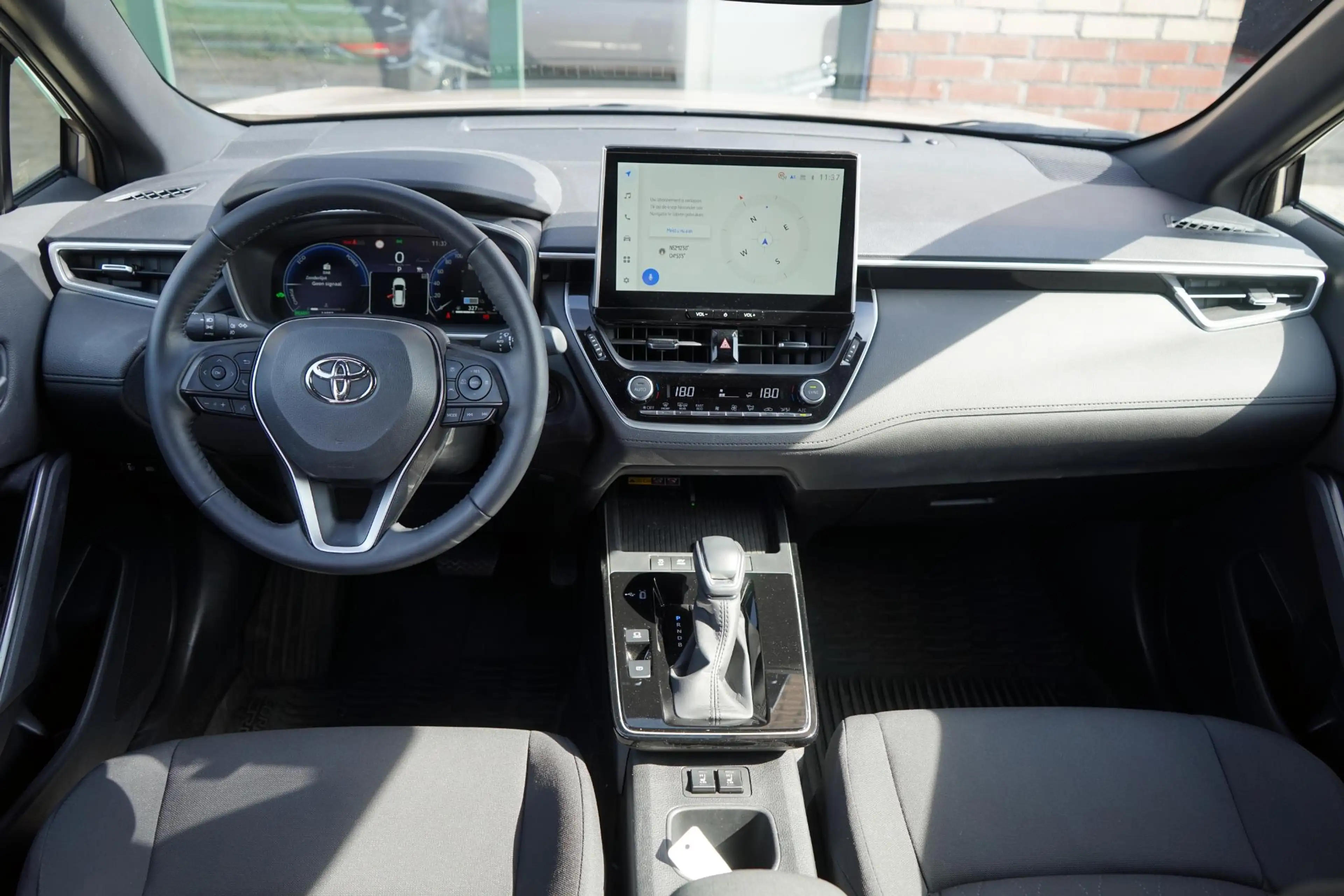 Toyota Corolla Cross Hybrid 140 Style Elektr.Achterklep| Stuurverwarmin — photo 7