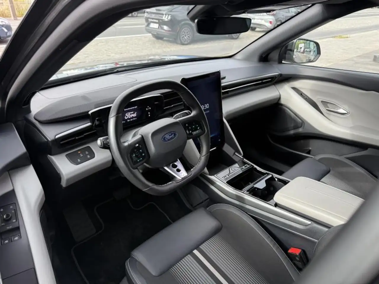 Ford Capri 77kWh Extended Range RWD, миниатюра 10