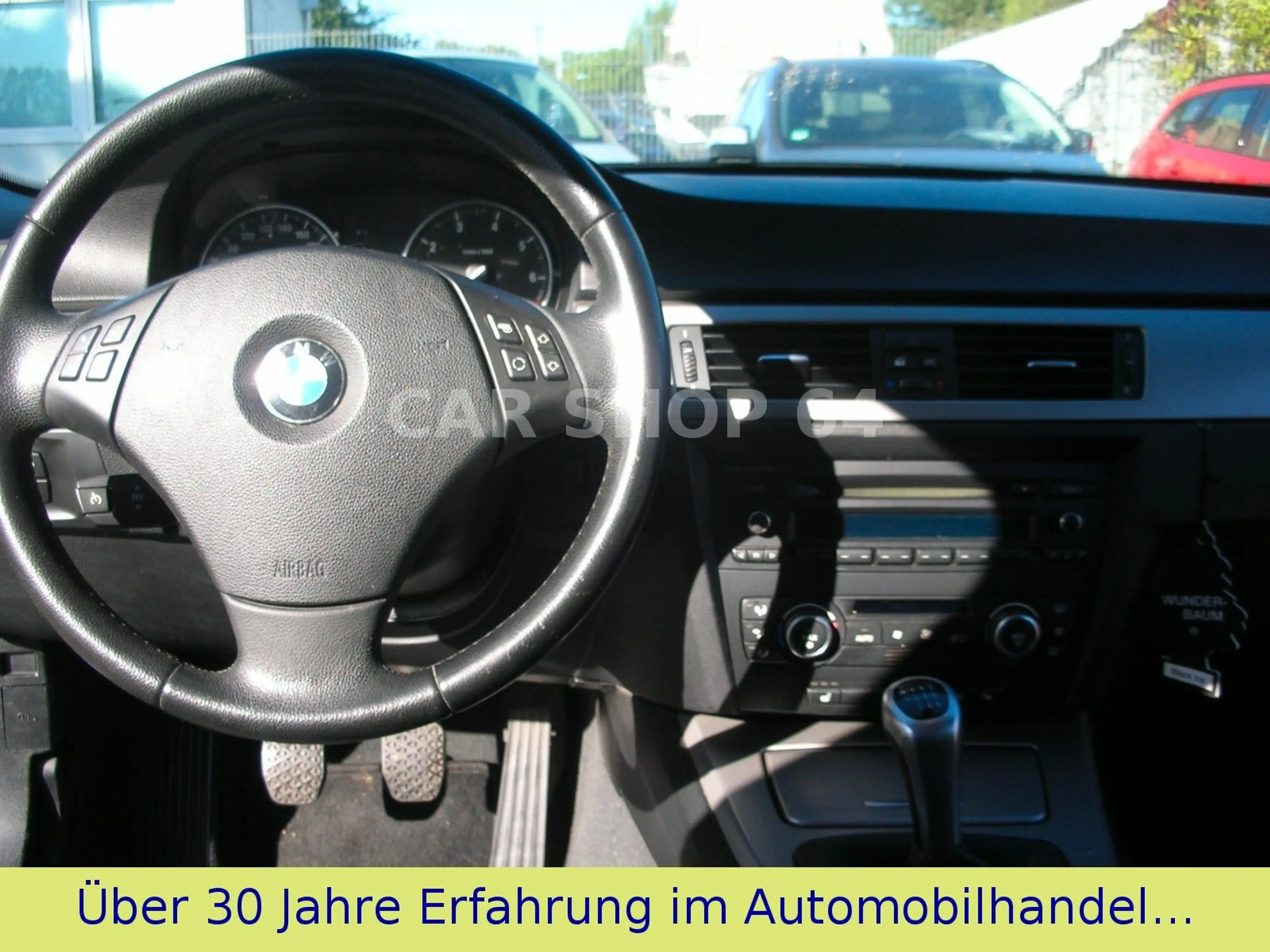 BMW 318 i Touring -XENON/SHZ/PDC/KLIMAAUT/SCHECKHEFT! — photo 9