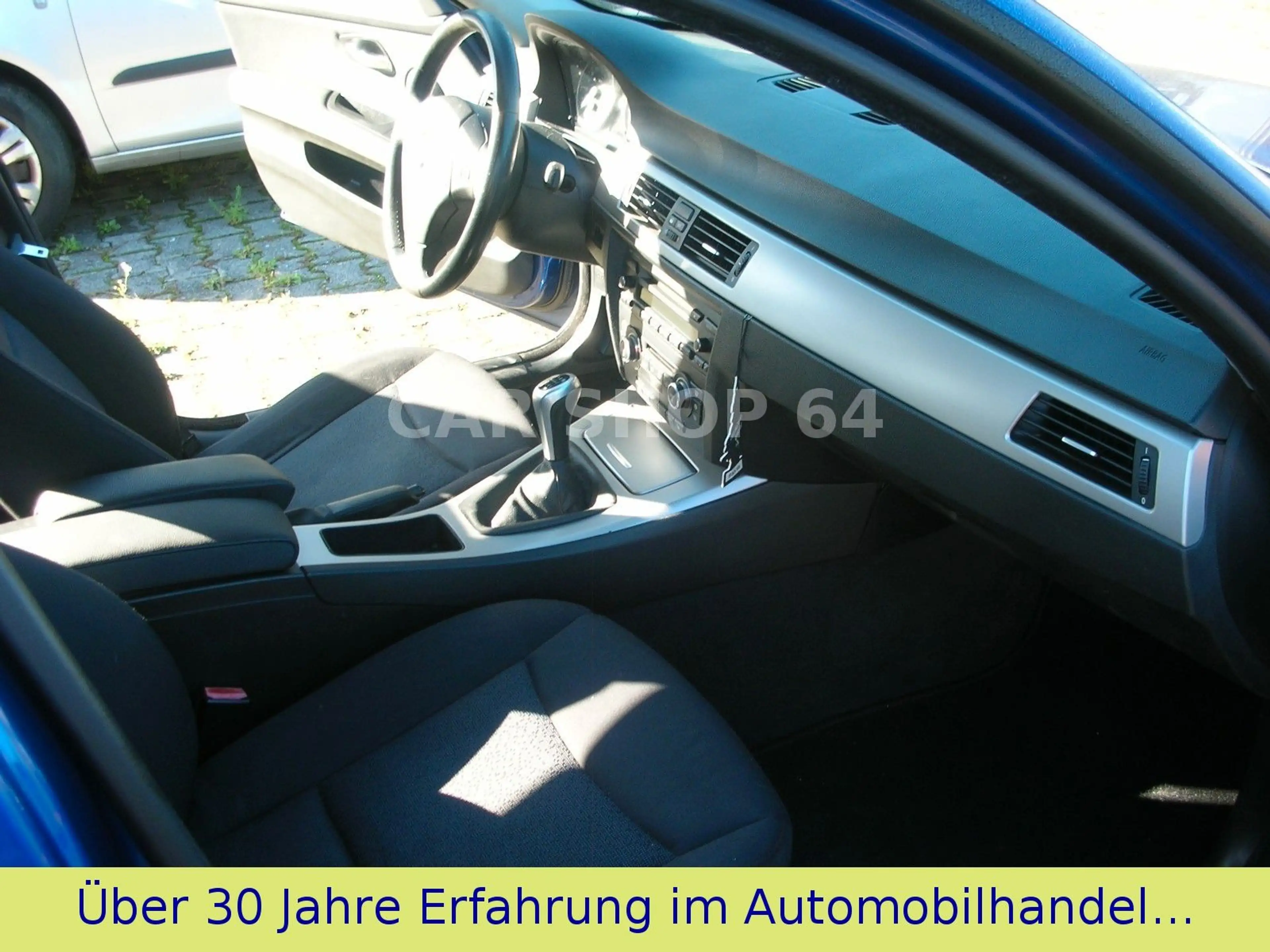 BMW 318 i Touring -XENON/SHZ/PDC/KLIMAAUT/SCHECKHEFT! — photo 11