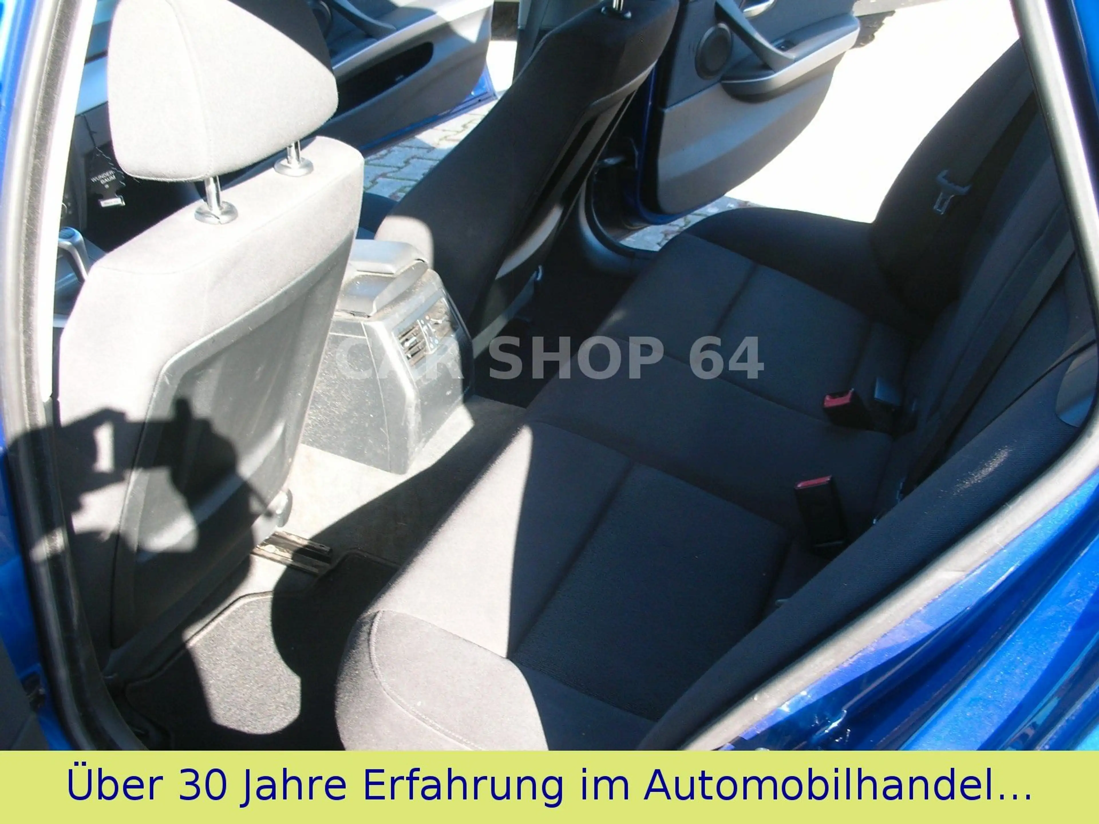 BMW 318 i Touring -XENON/SHZ/PDC/KLIMAAUT/SCHECKHEFT! — photo 12