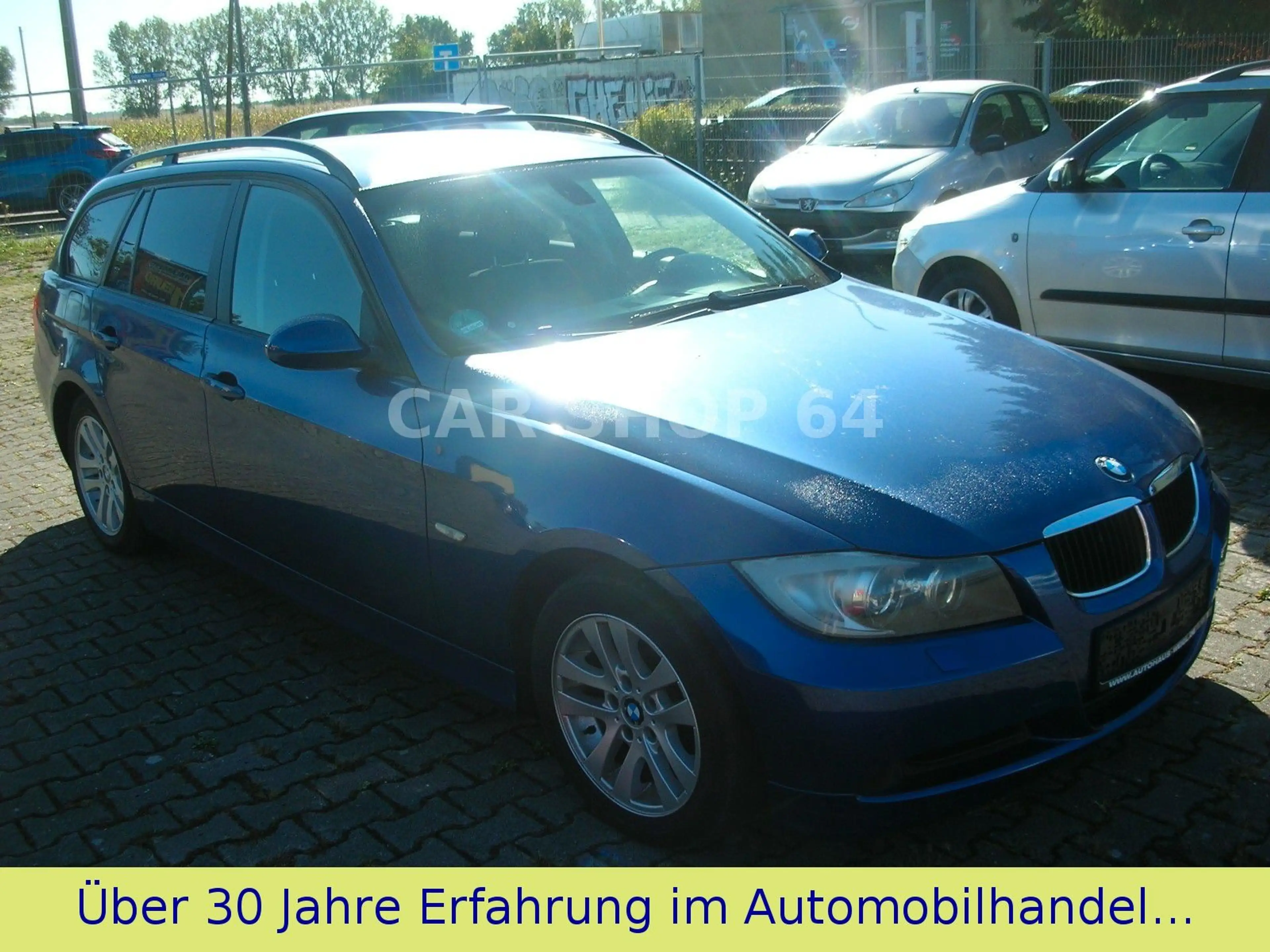 BMW 318 i Touring -XENON/SHZ/PDC/KLIMAAUT/SCHECKHEFT! — photo 3