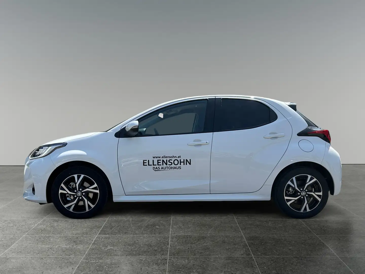 Toyota Yaris Yaris - 1,5 l, 116 PS 5-tg. Active Drive Blanc - 2