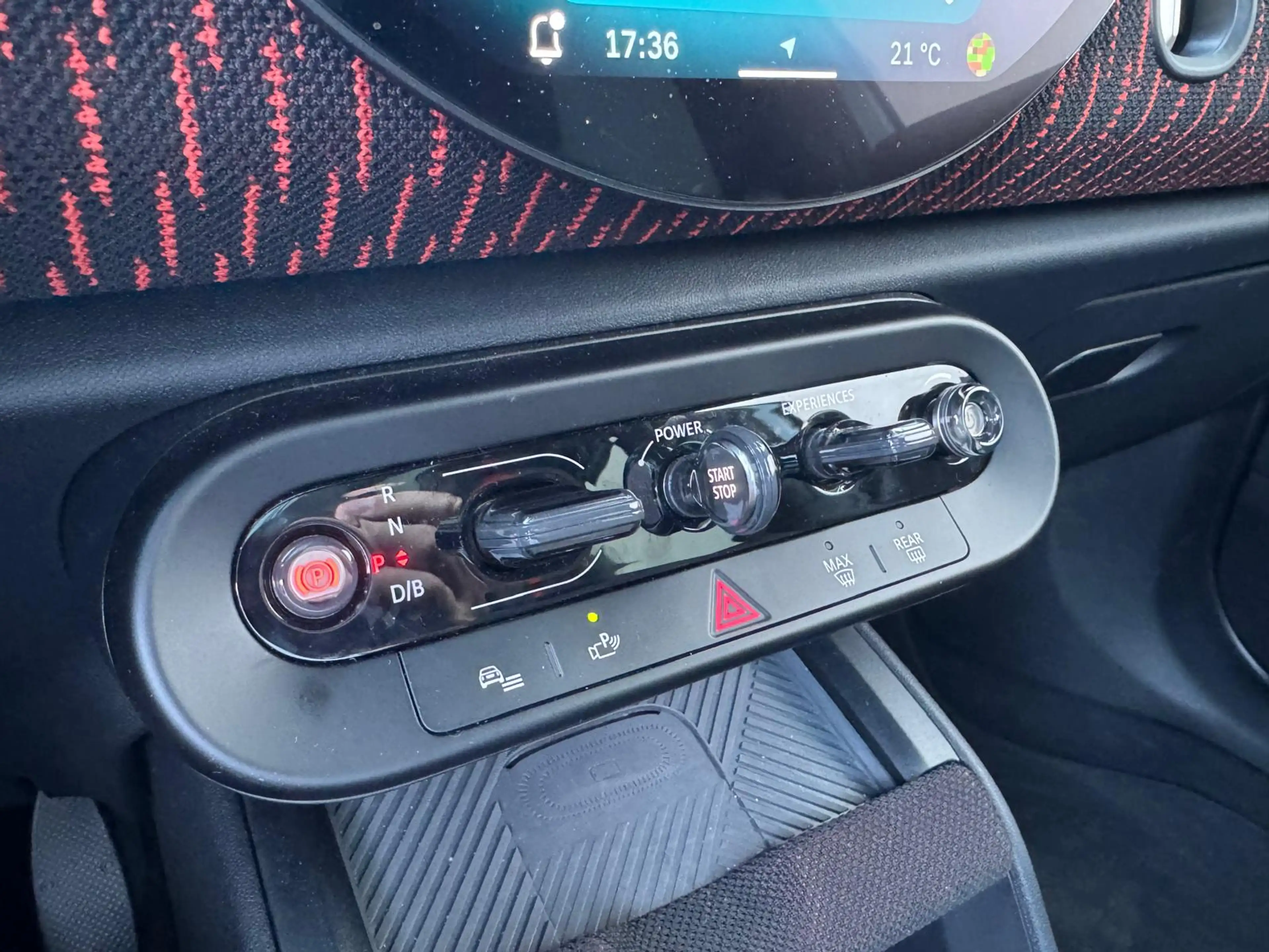 MINI John Cooper Works Countryman E XS 66.5 kWh | Panorama dak | Head Up Display | A — photo 9