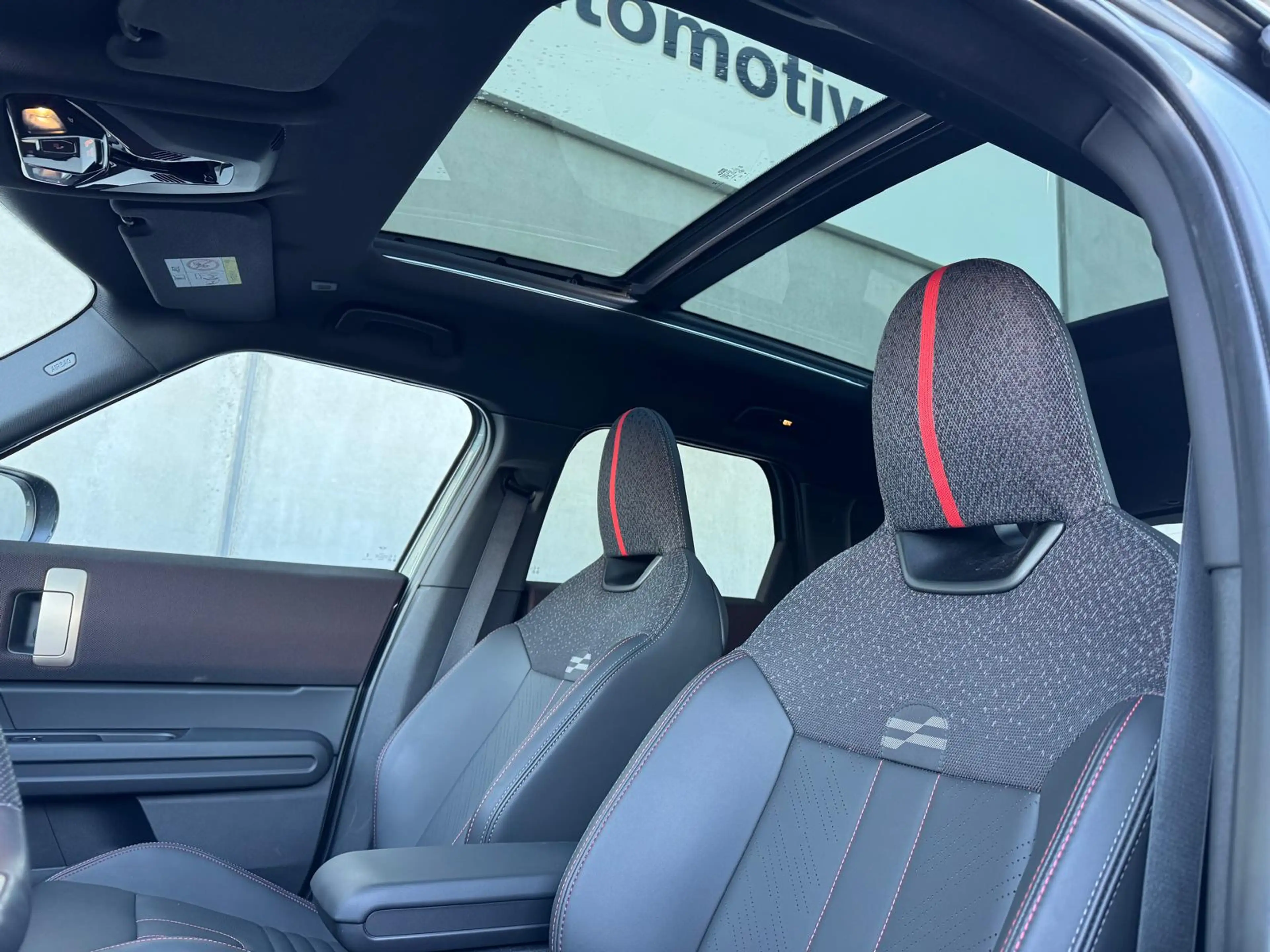 MINI John Cooper Works Countryman E XS 66.5 kWh | Panorama dak | Head Up Display | A — photo 5
