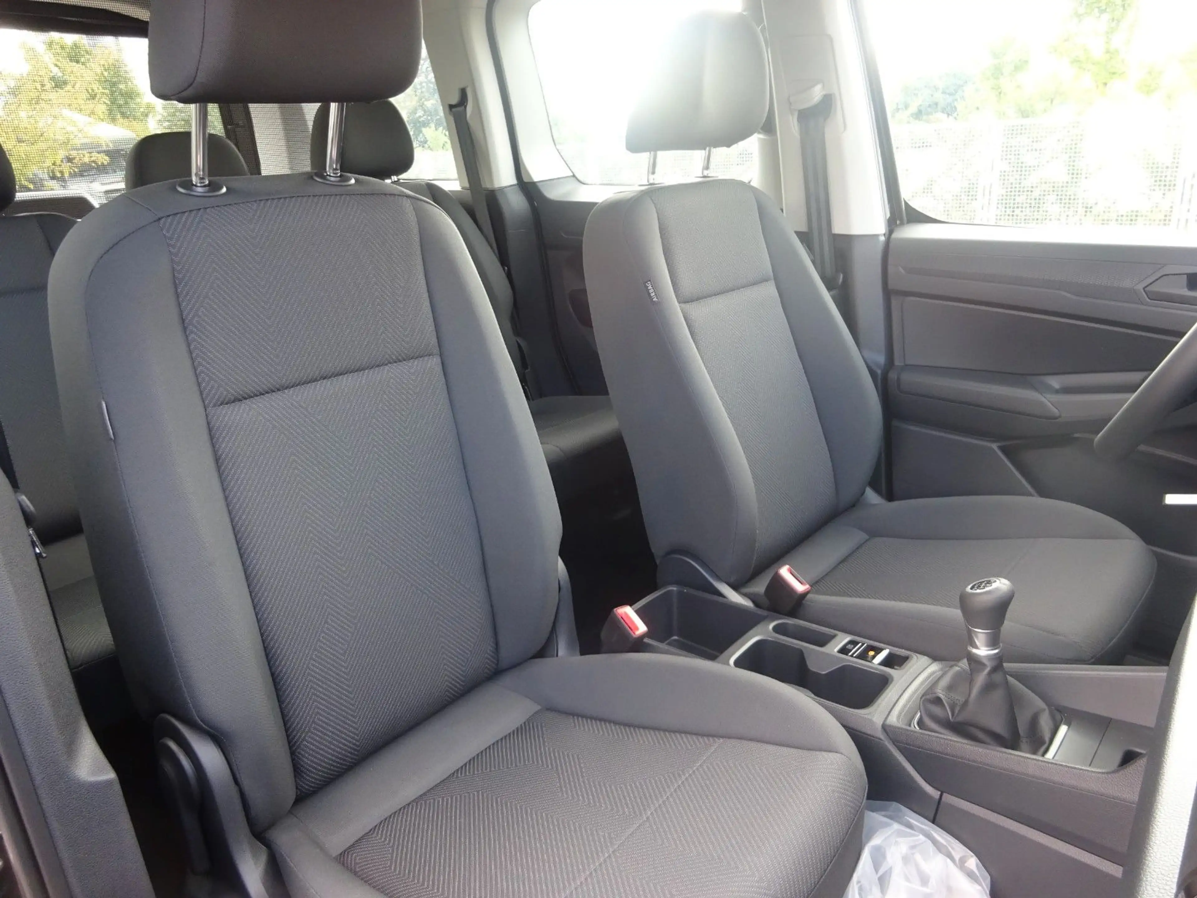 Ford Tourneo Connect L1 Trend Standhz SHZ GRA Navi — photo 13