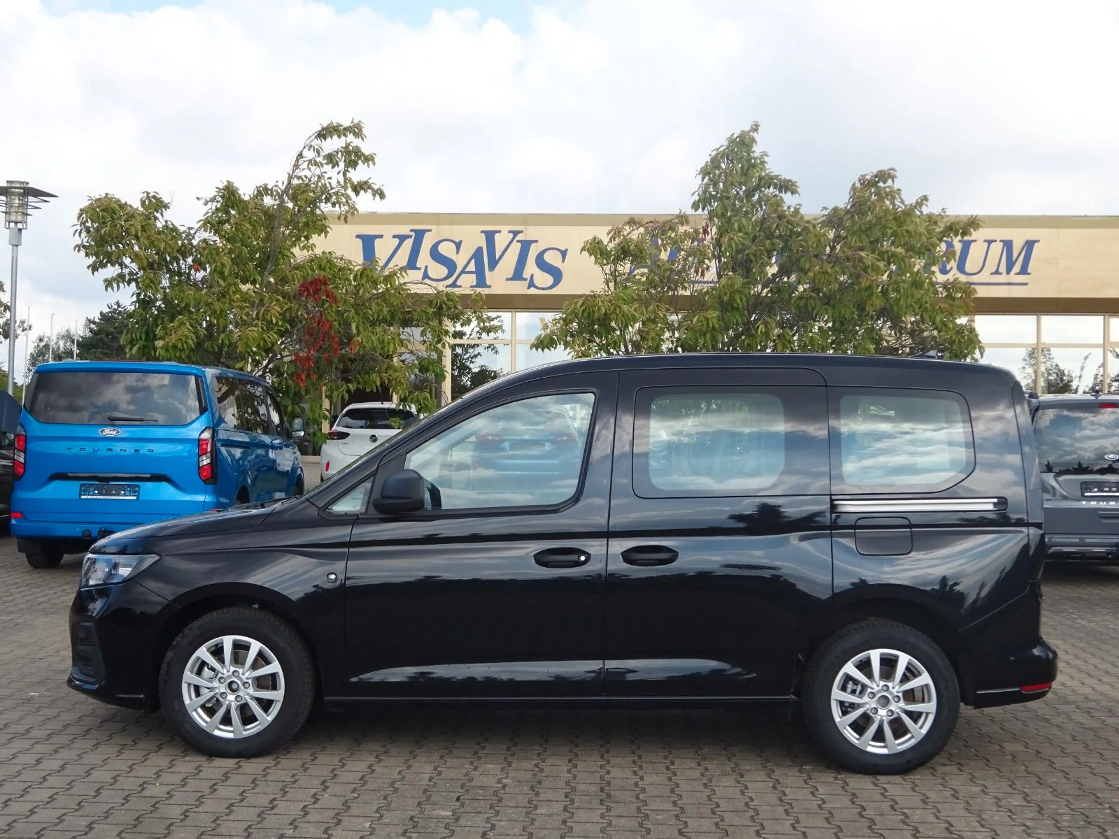 Ford Tourneo Connect L1 Trend Standhz SHZ GRA Navi — photo 2