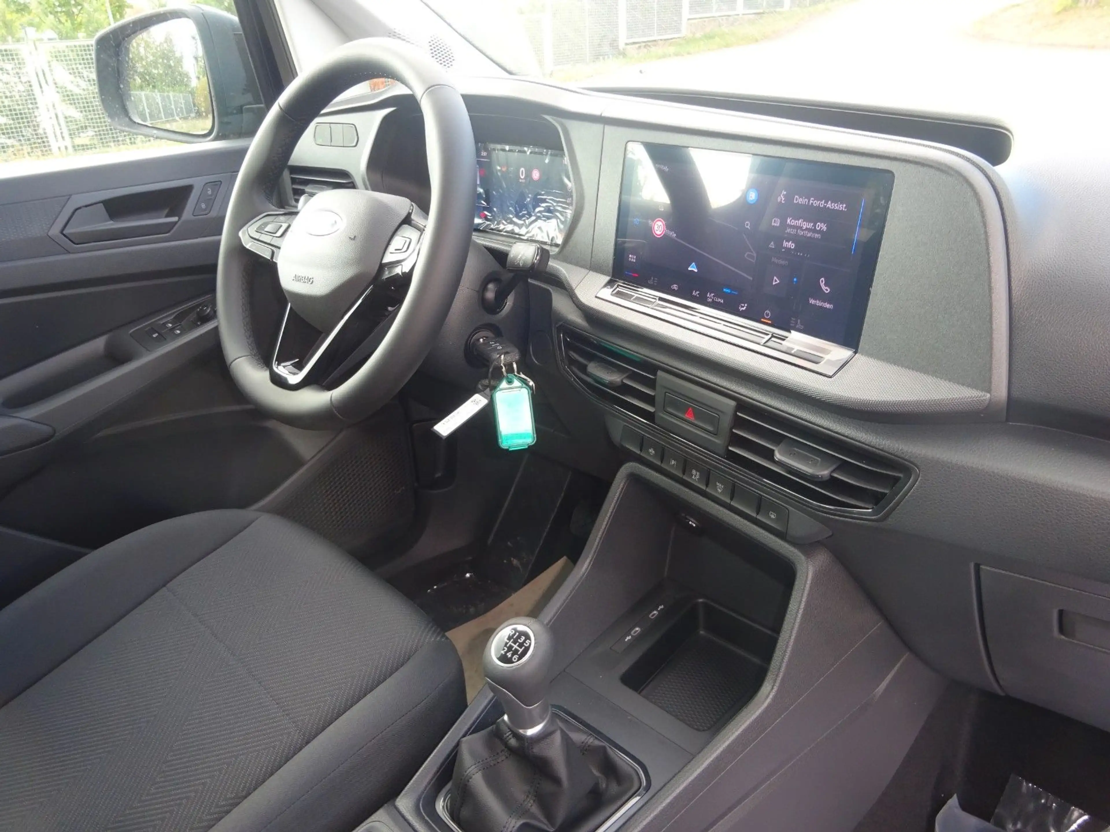Ford Tourneo Connect L1 Trend Standhz SHZ GRA Navi — photo 14