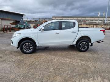 Fullback 2.4 doppia cabina LX 4wd s
