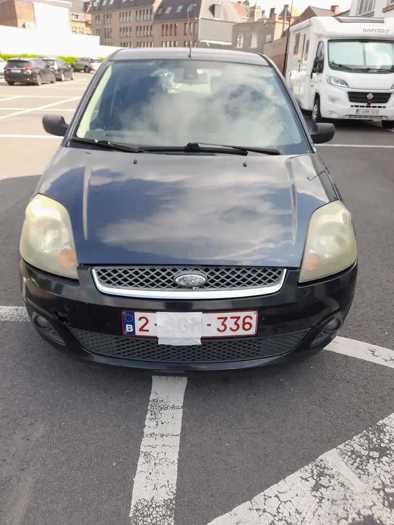 Ford Fiesta 1.3i Classic Gris - 1