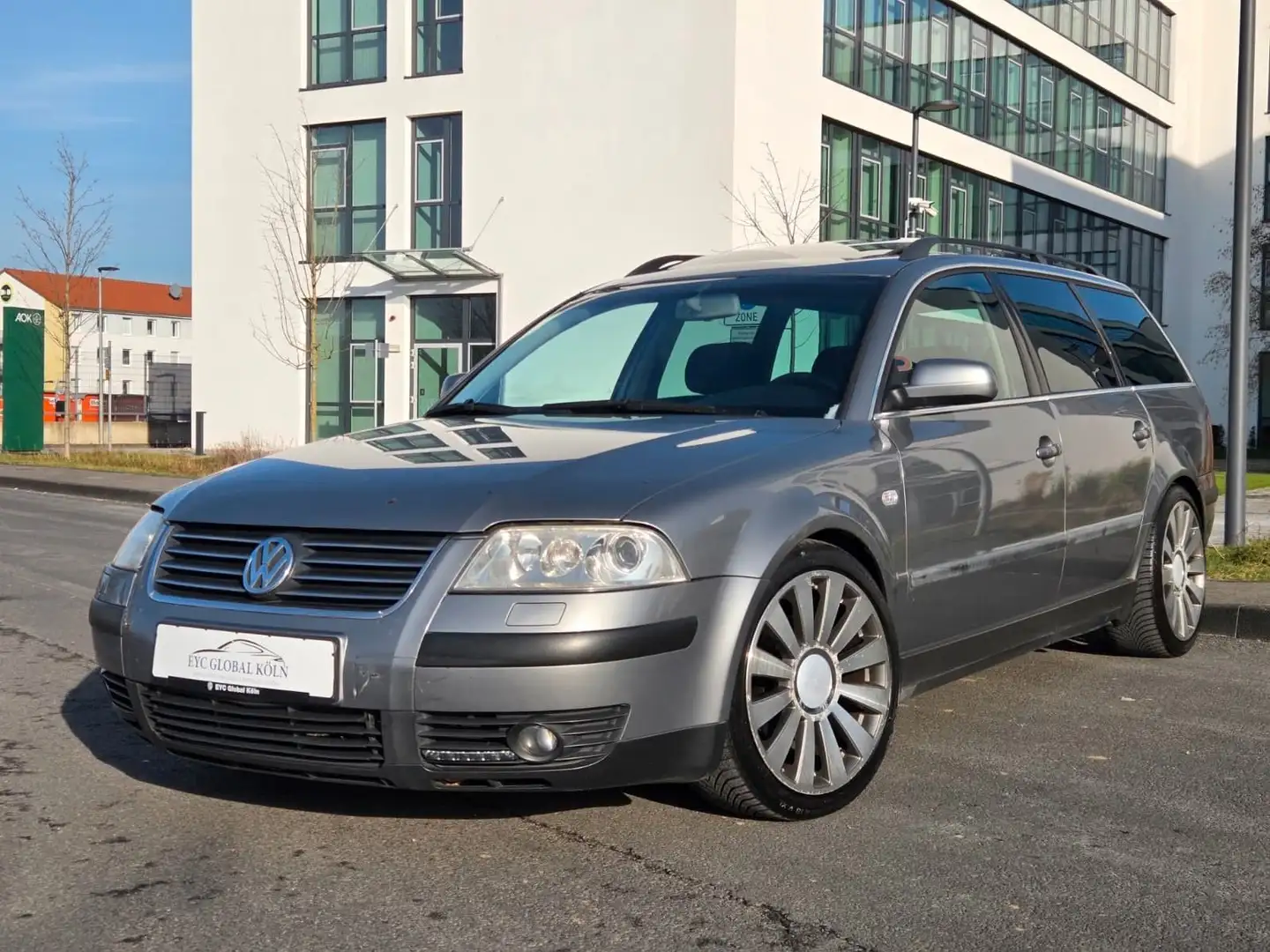 Volkswagen Passat Comfortline,Tüv-Neu,Sport,Xenon,Sitzhzg Grau - 1