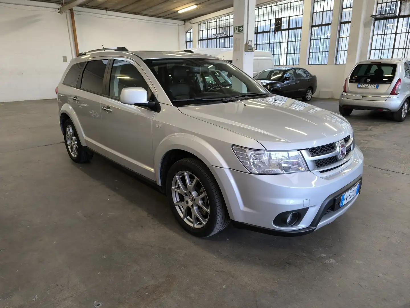 Fiat Freemont Freemont 2.0 mjt 16v Lounge 4x4 170cv auto E5+ Zilver - 2