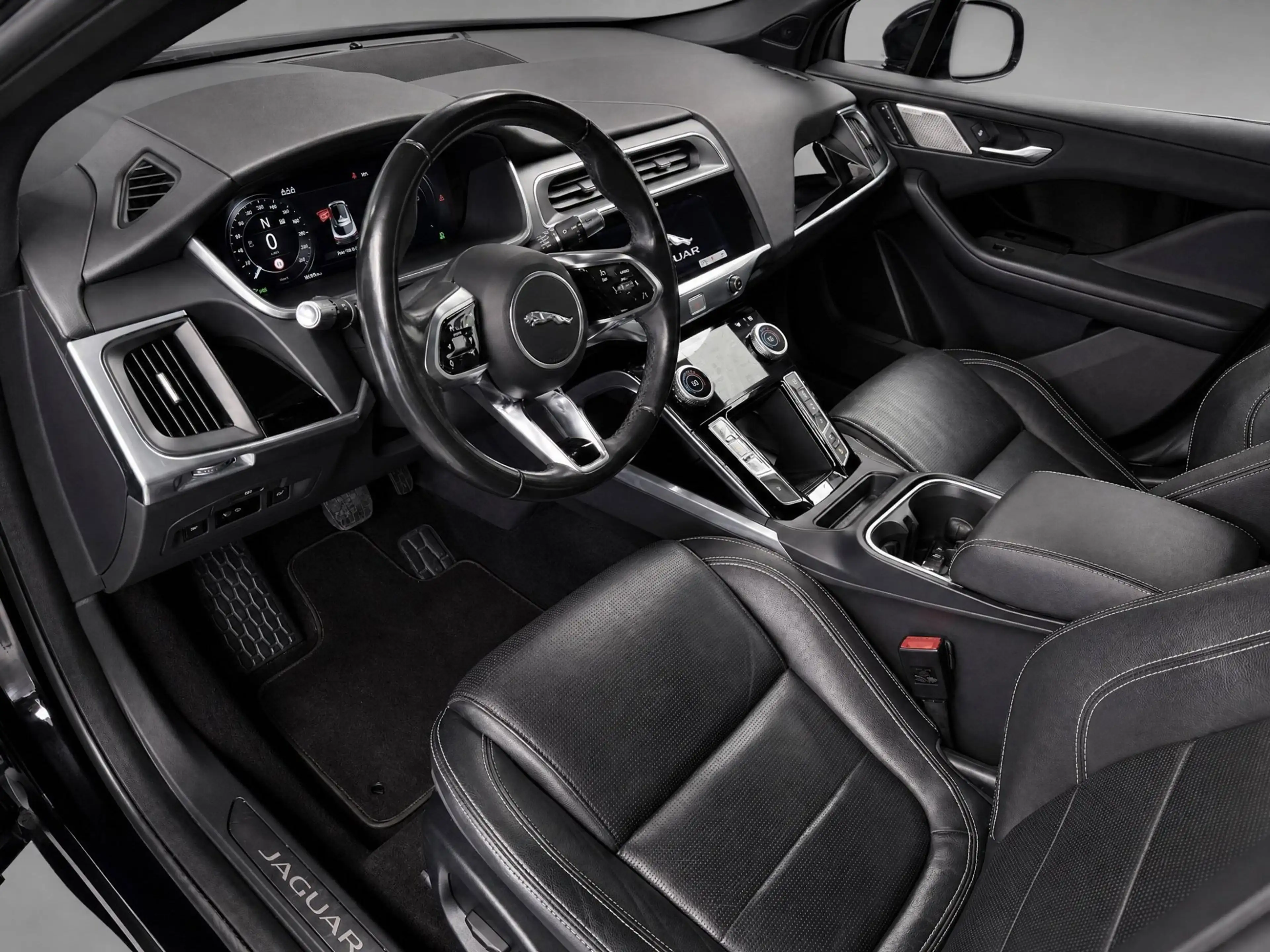 Jaguar I-Pace EV400 HSE 90 kWh — photo 4