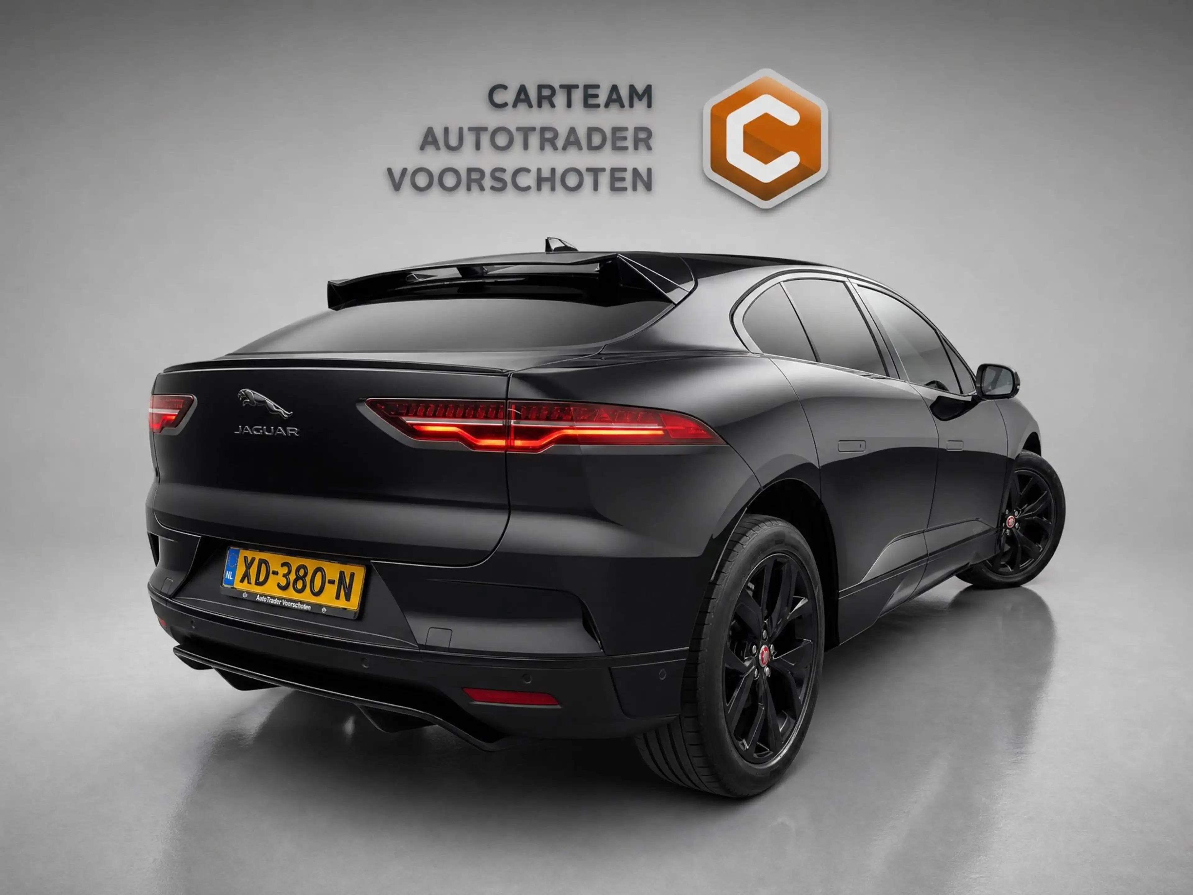 Jaguar I-Pace EV400 HSE 90 kWh — photo 2