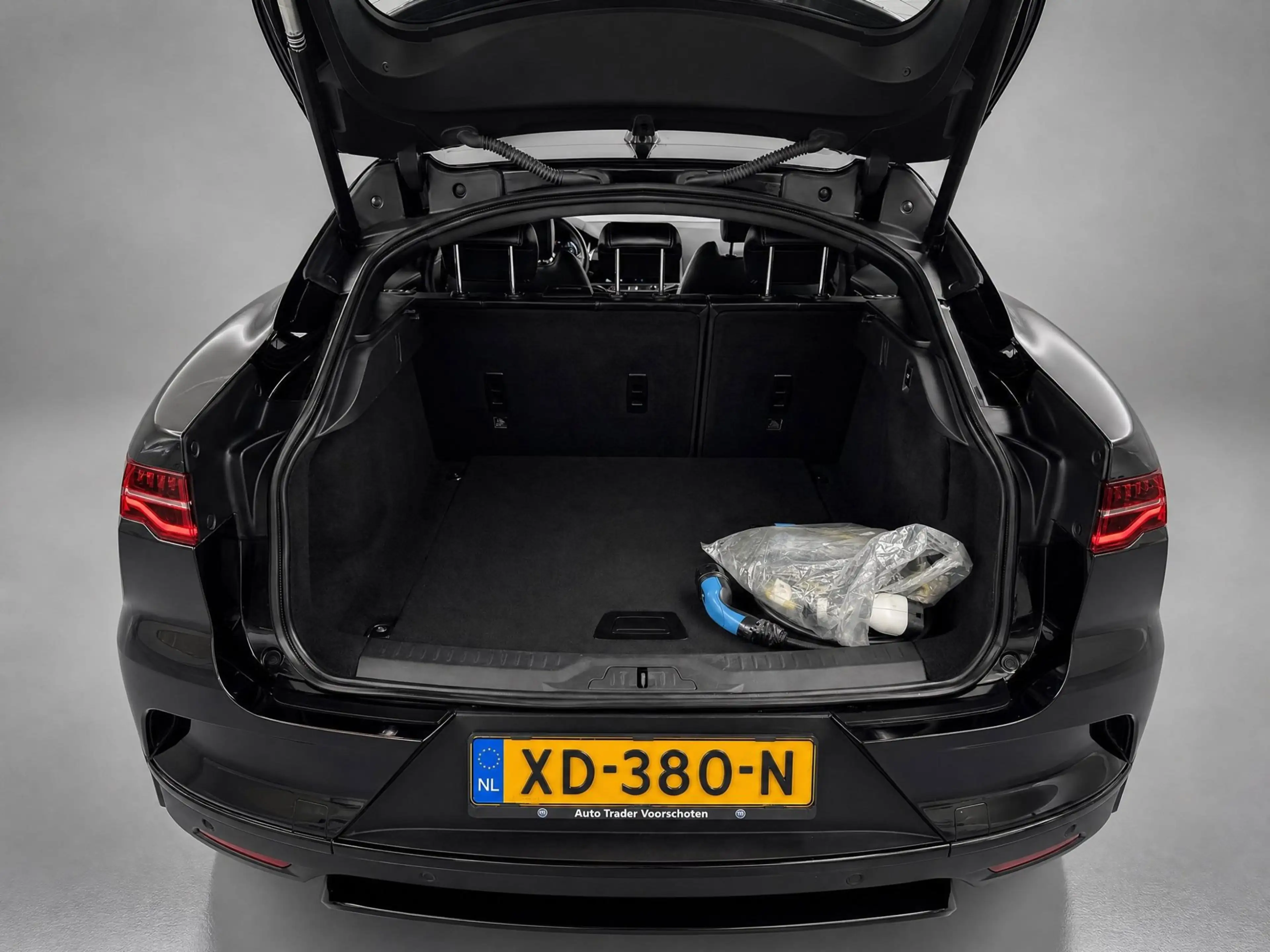 Jaguar I-Pace EV400 HSE 90 kWh — photo 27