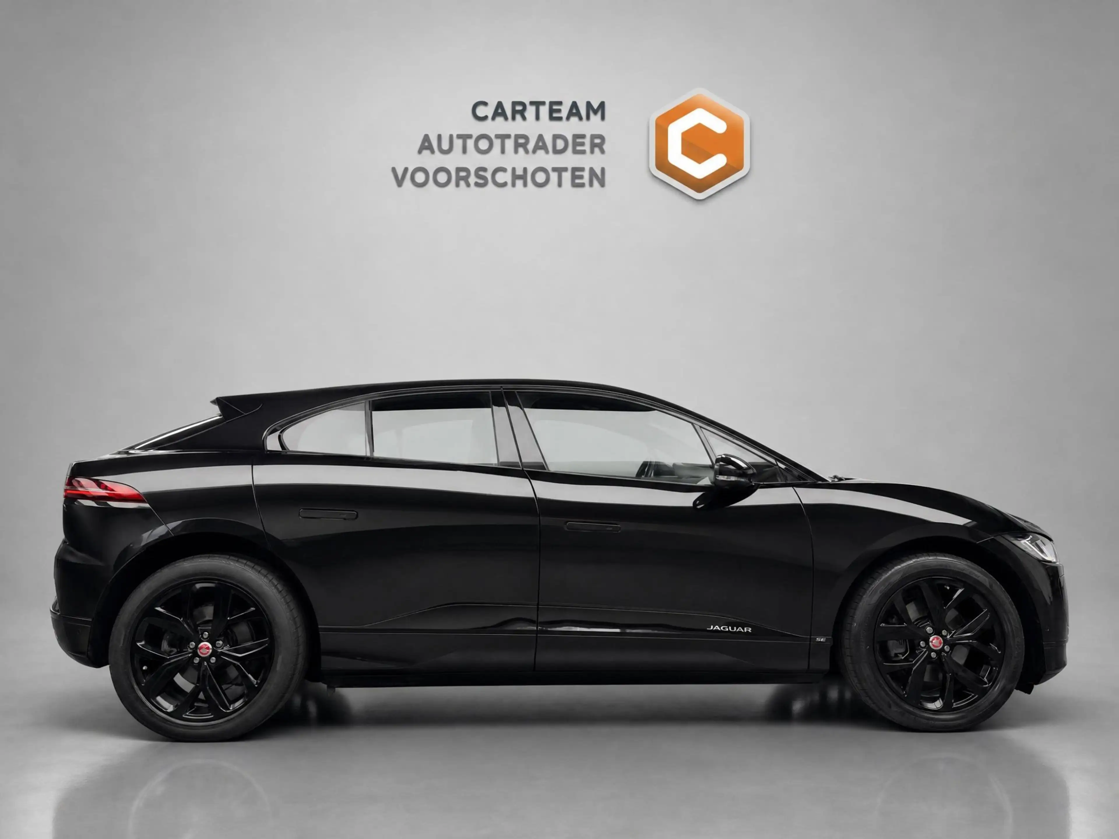 Jaguar I-Pace EV400 HSE 90 kWh — photo 15